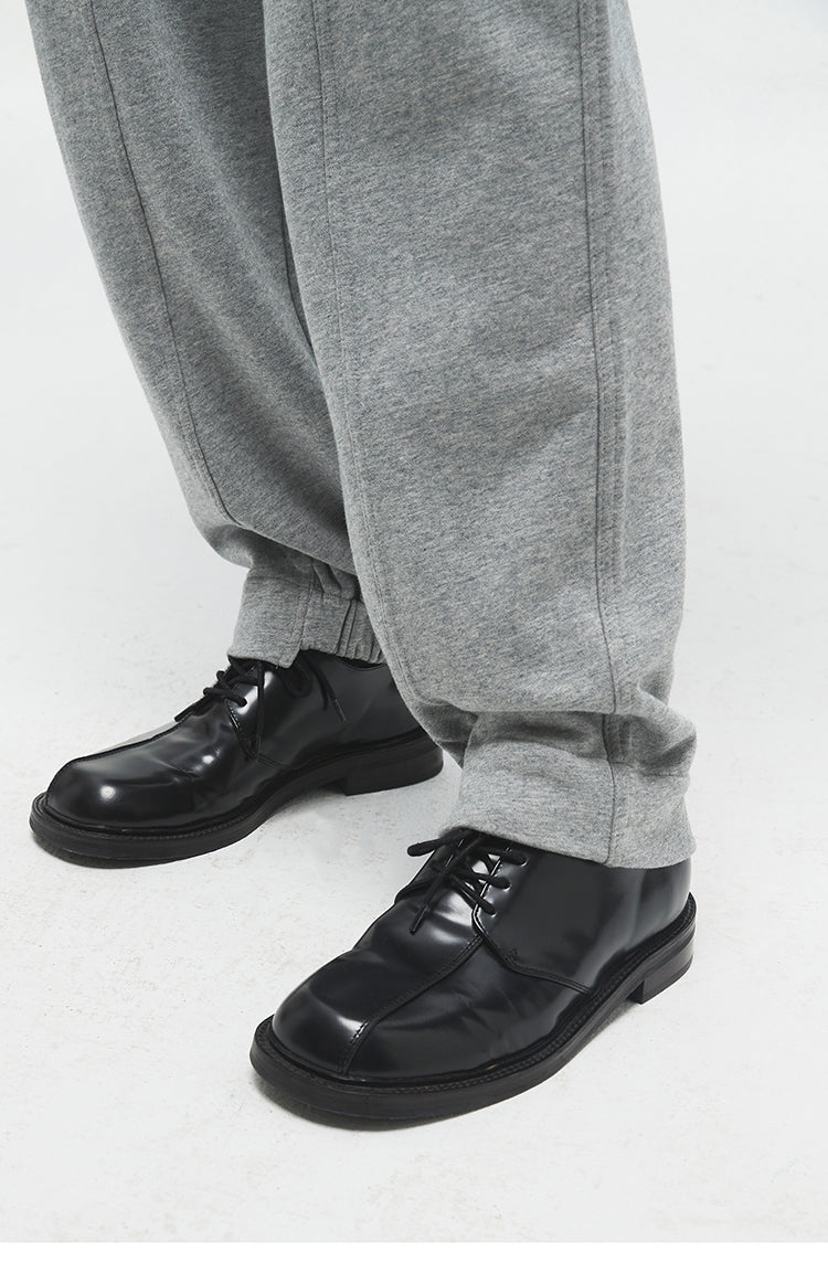 Relaxed Pin-Tuck Sweatpants