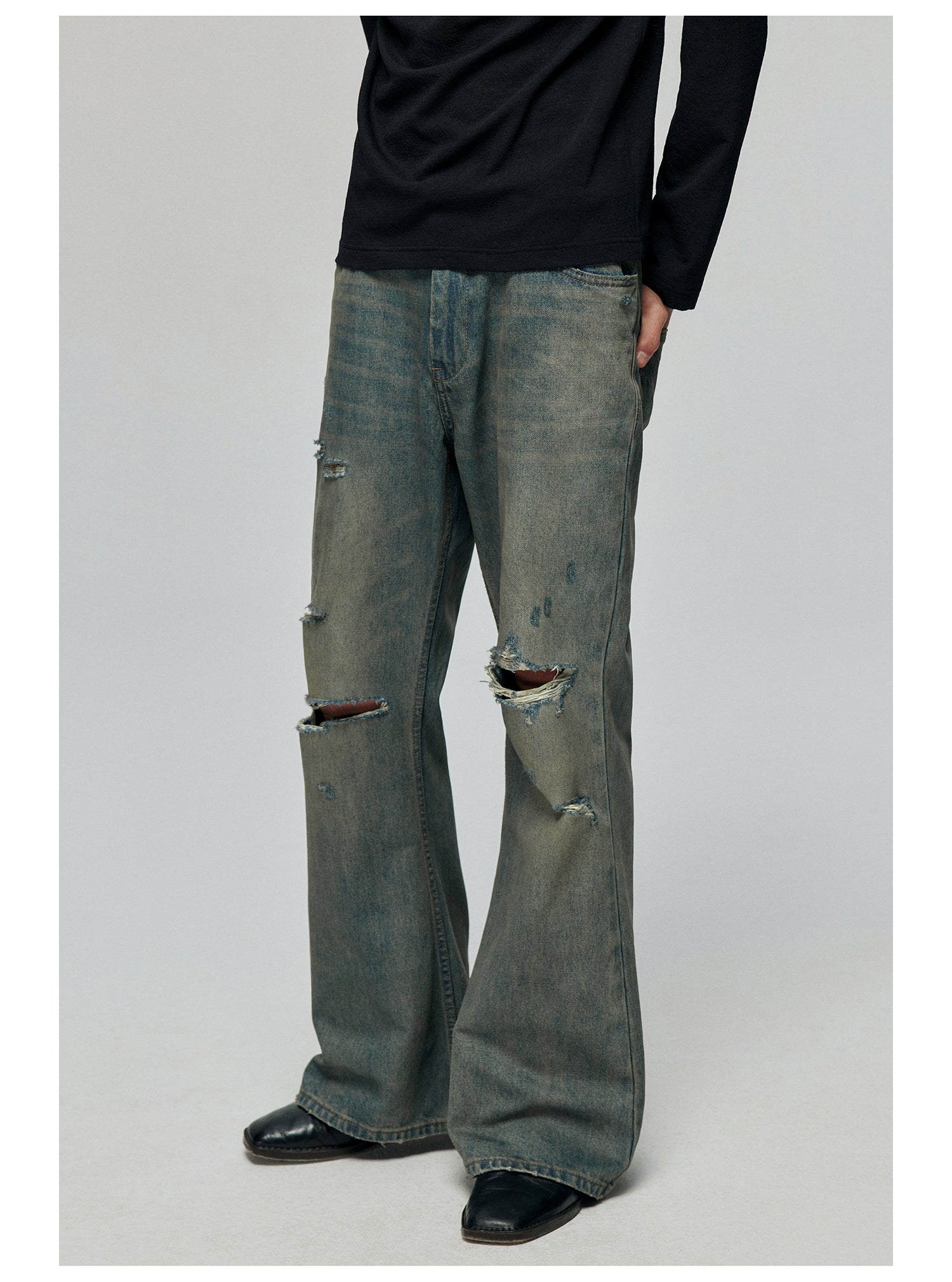 Retro Distressed Flared Jeans