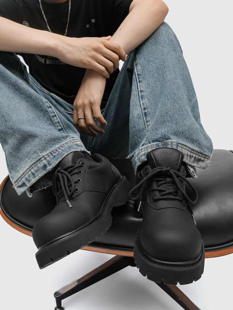 Chunky Black Low-Top Work Shoes