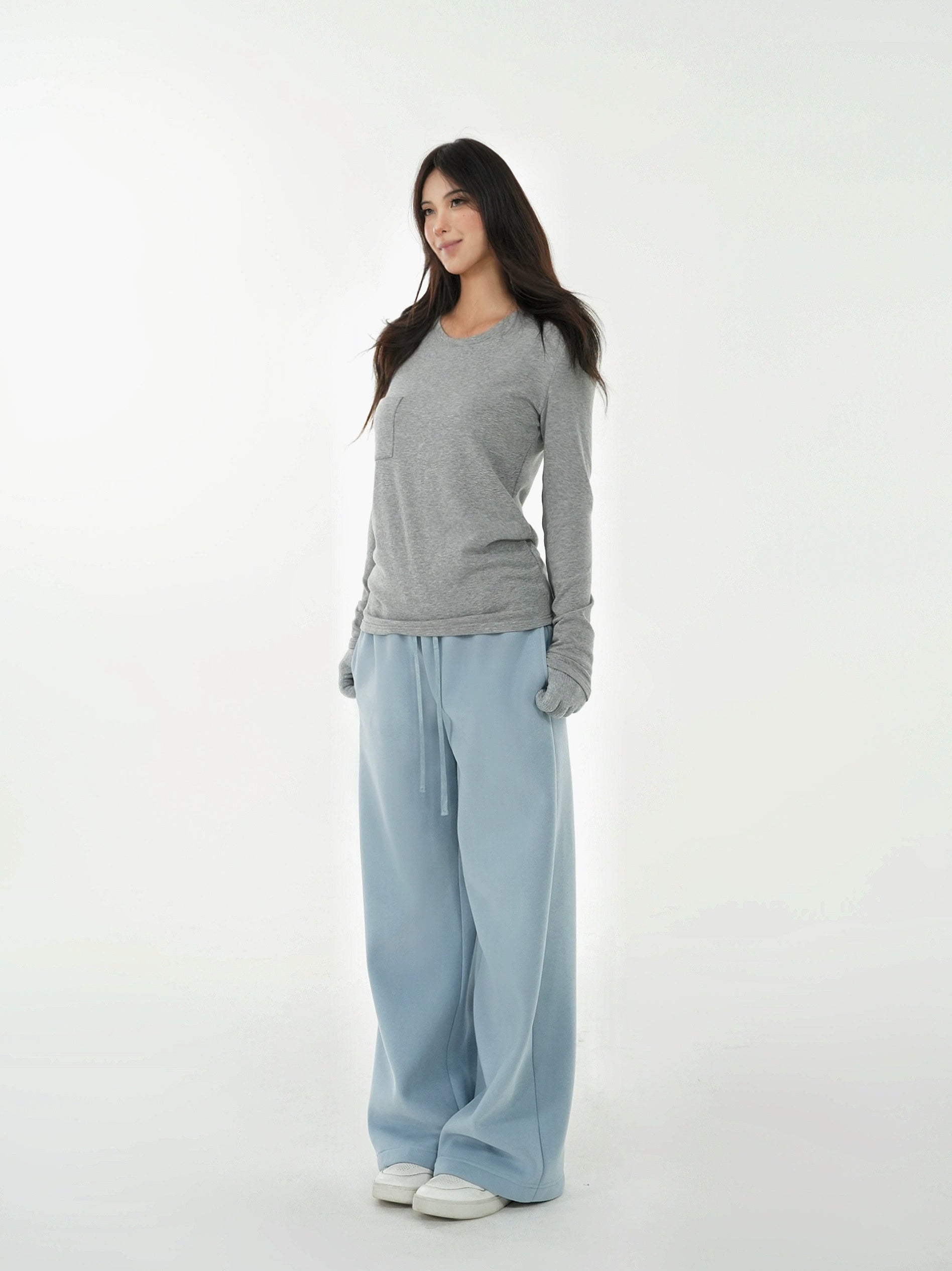 Low-Waist Drawstring Straight-Leg Sweatpants