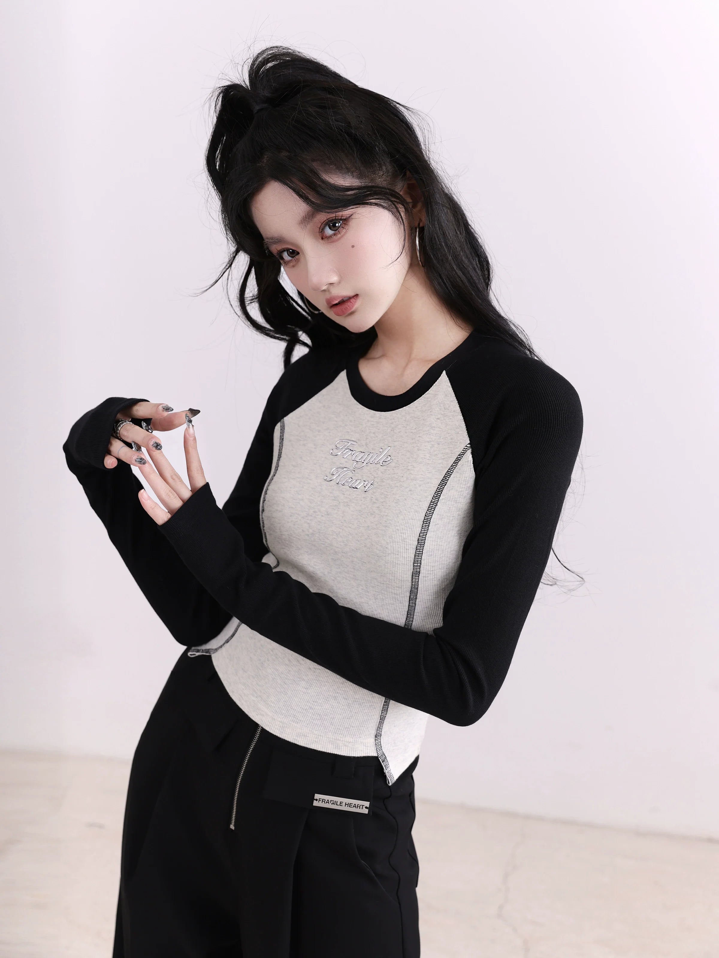 Monochrome Raglan Sleeve Cropped Baseball Tee