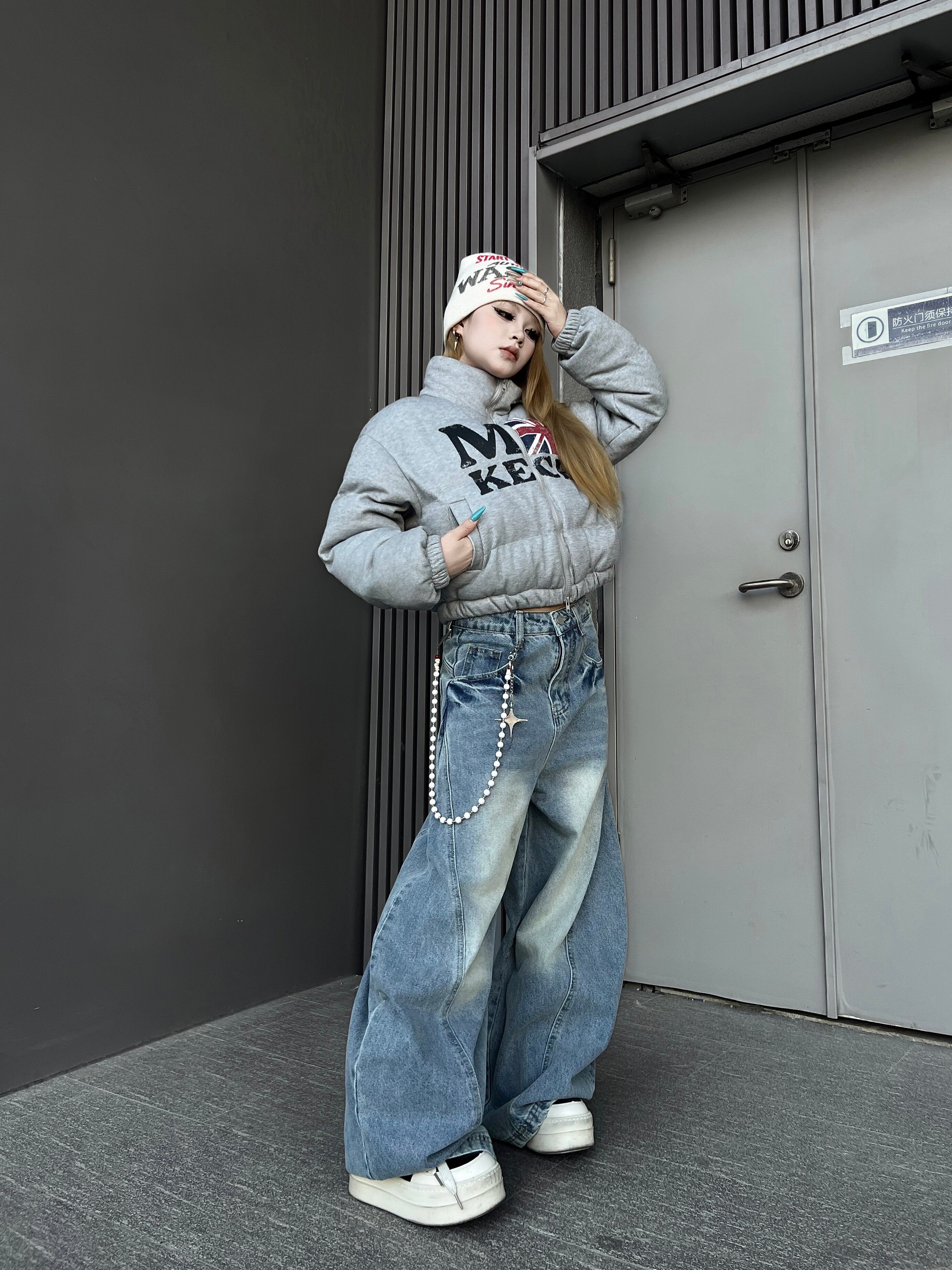 Men's Washed Wide-Leg Jeans