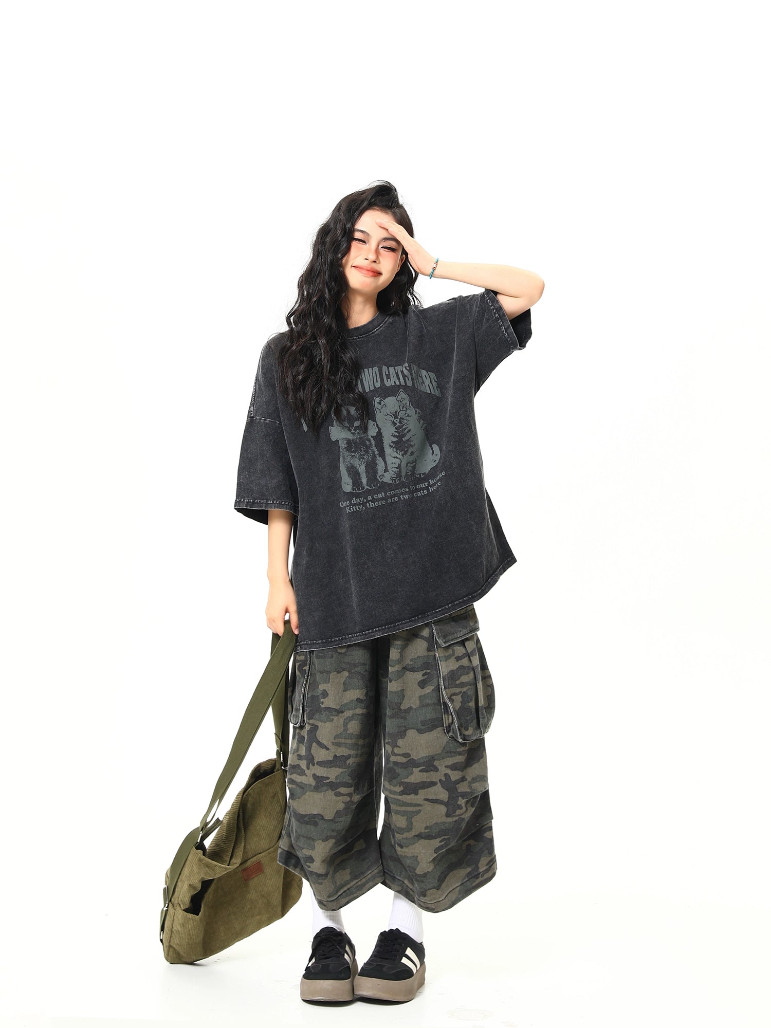 Two Cats Vintage Tee