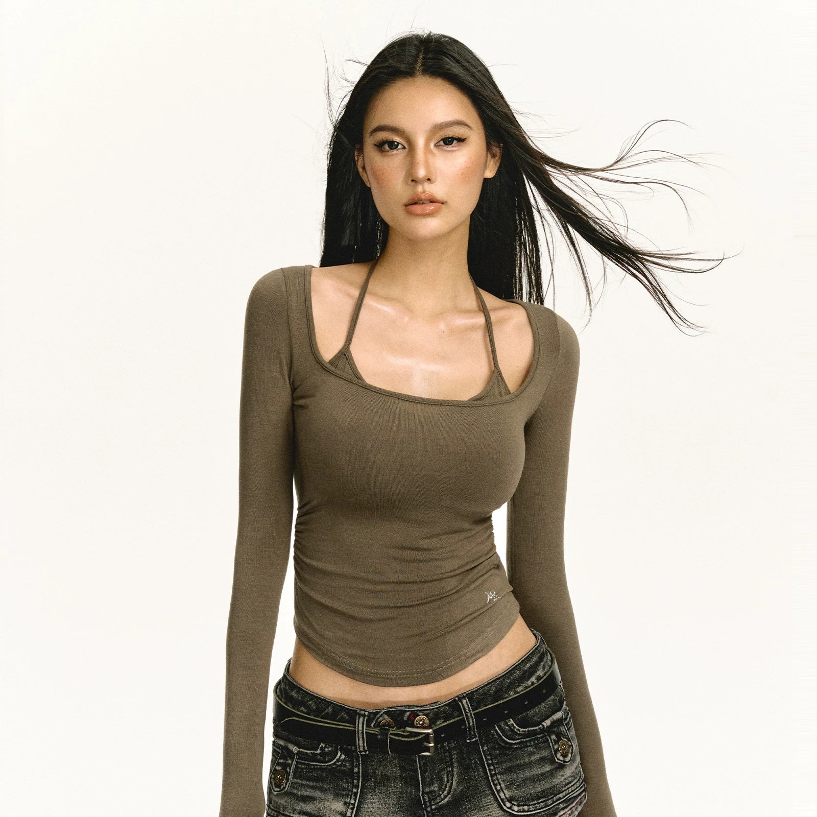 Double Strap Scoop Neck Fitted Top