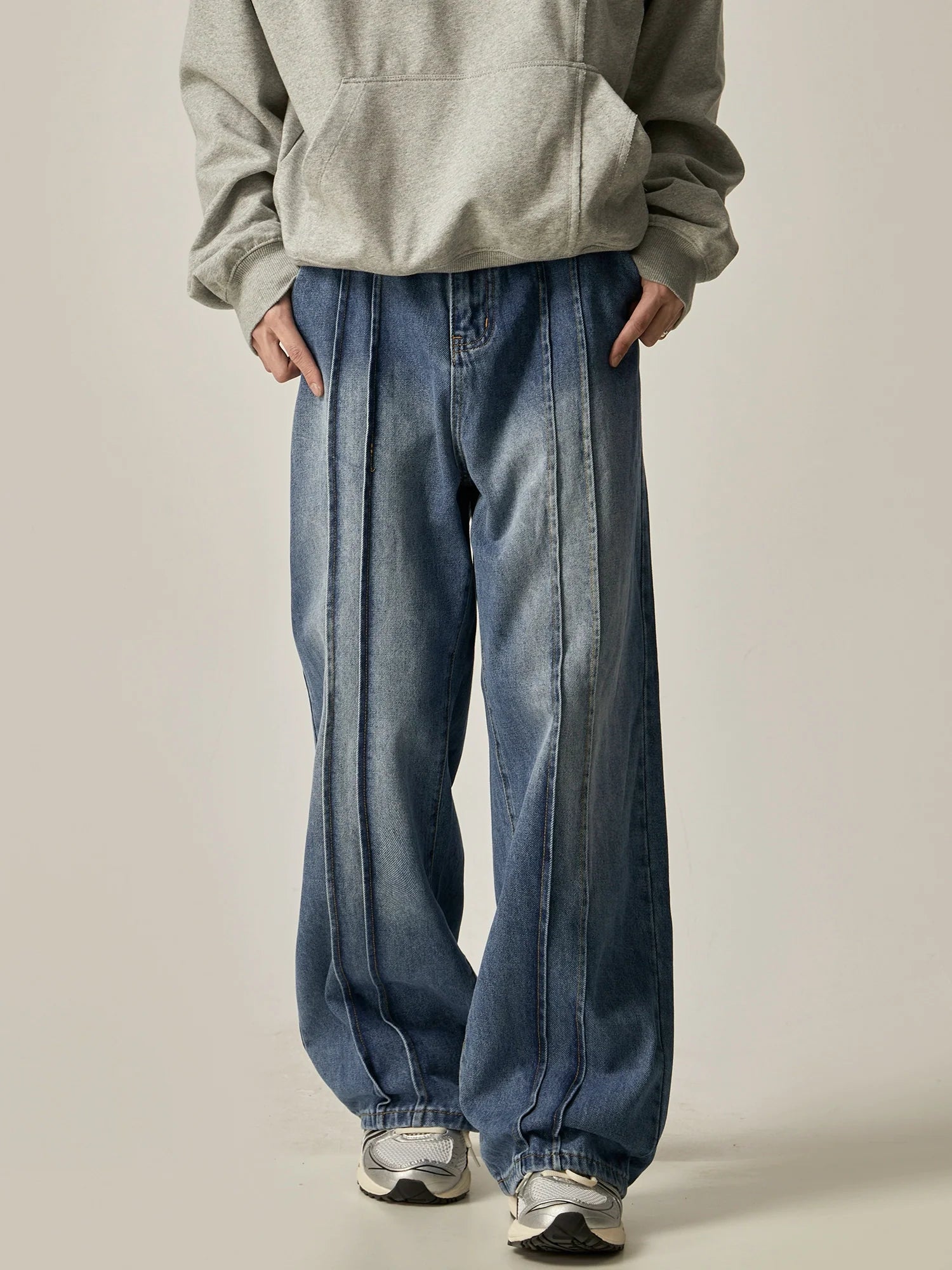 Wide Leg Pleated Denim Jeans