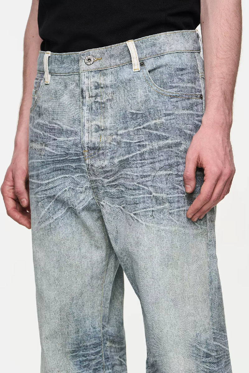 Whiskered Washed Digital Logo Jeans - chiclara