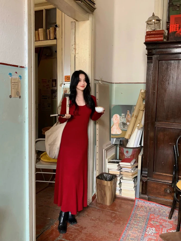 Long Sleeve Scoop Neck Maxi Dress