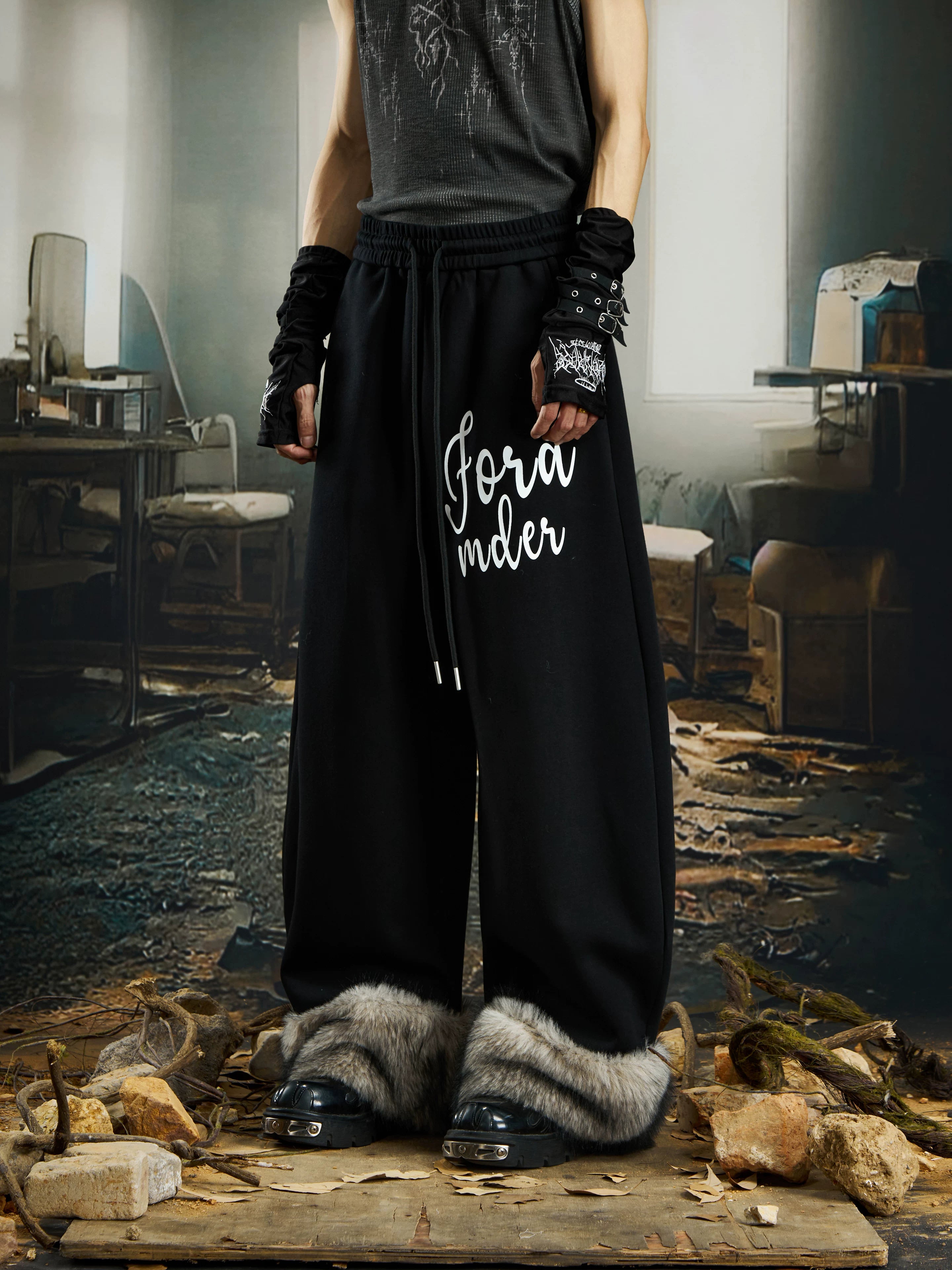 Frostbound Script Fleece‑Cuff Lounge Pants