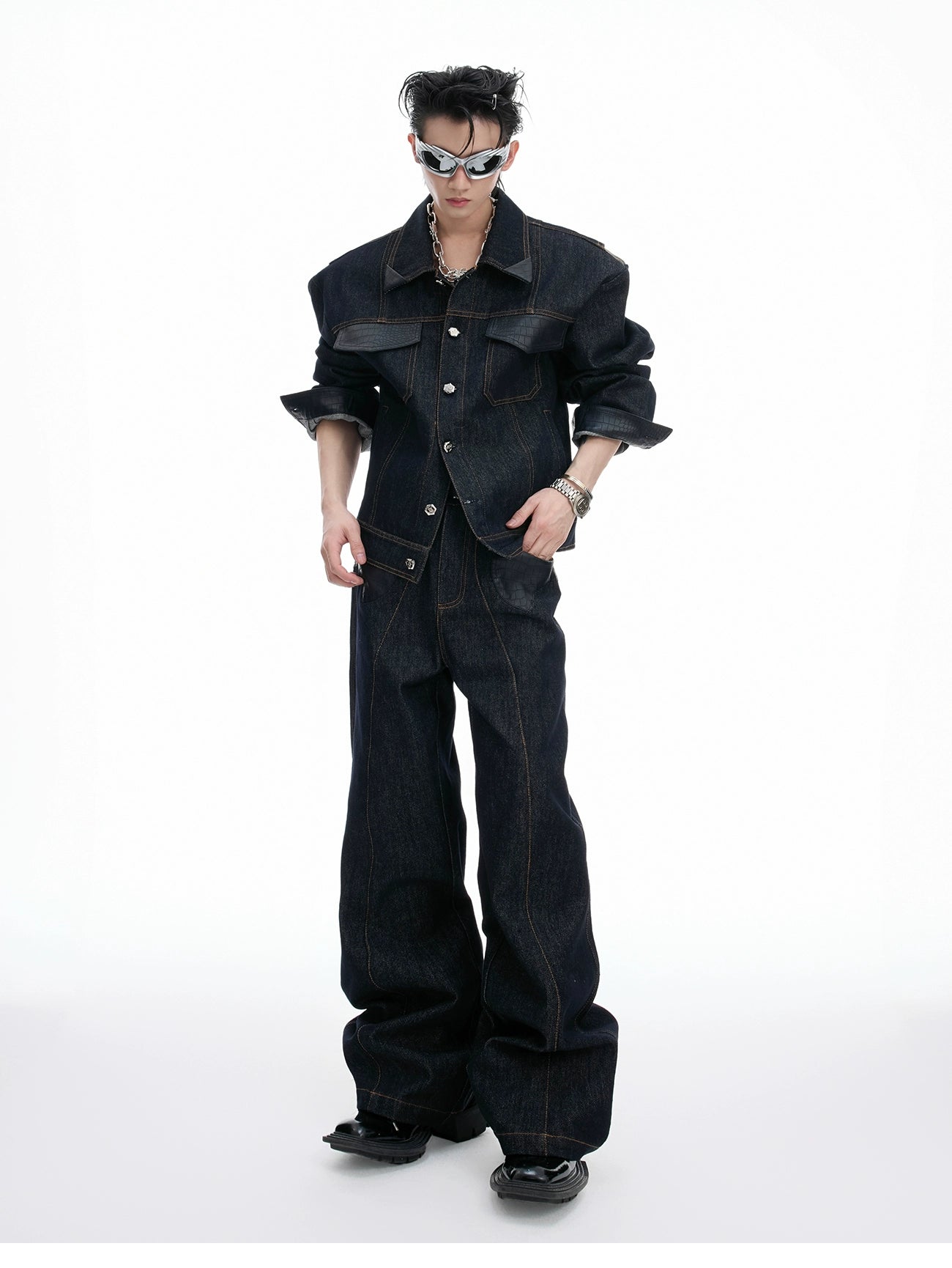 Oversized Dark Denim Jacket and Wide-Leg Jeans Setup