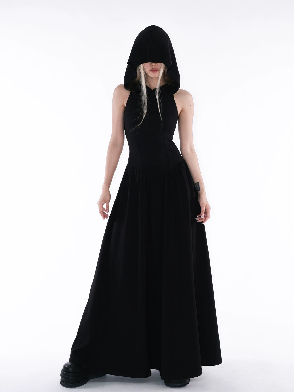 Chiclara Gothic Hooded Maxi Dress - Sleeveless Black Floor-Length Gown With Attached Hood