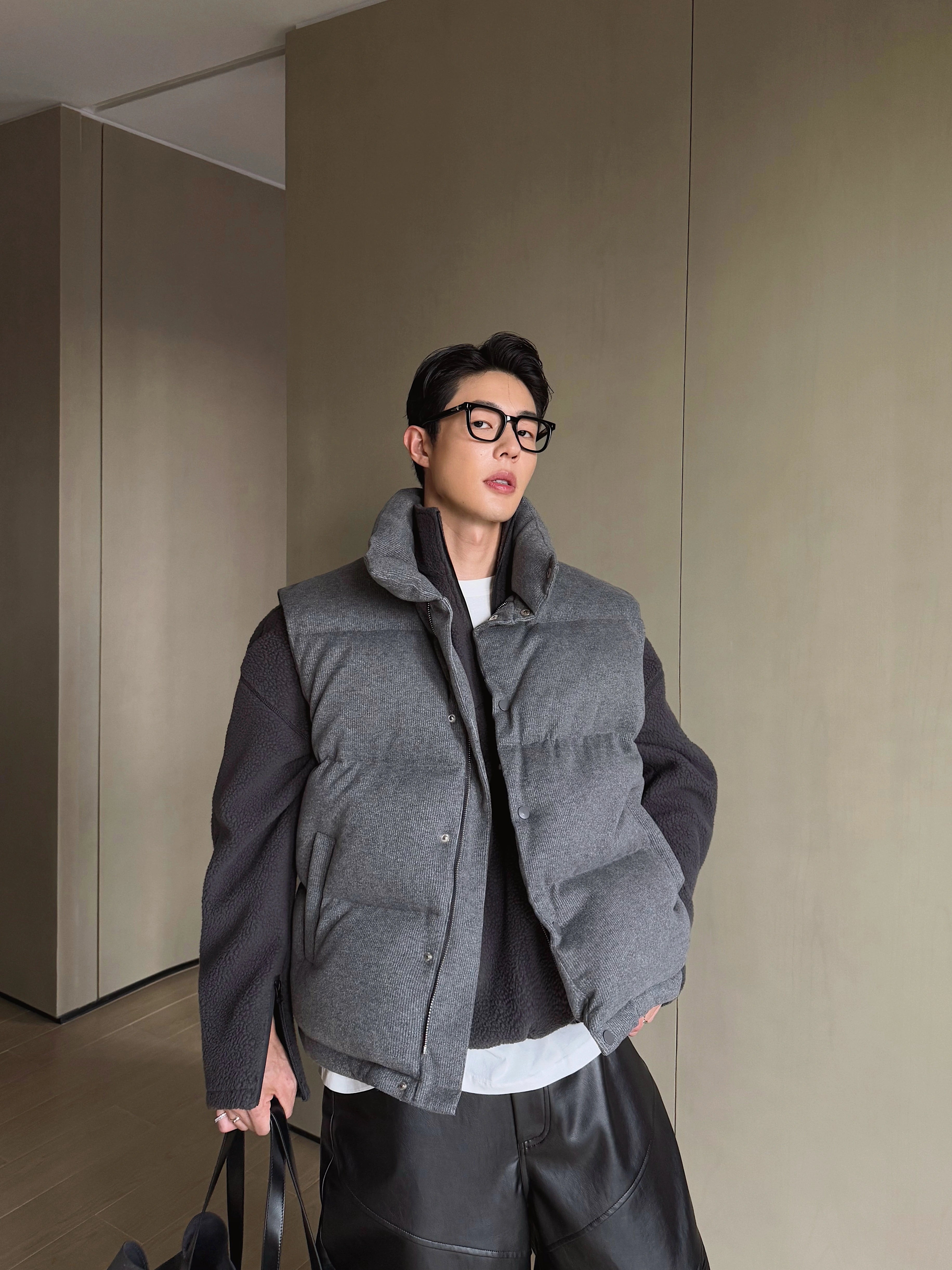 Cropped Quilted Puffer Vest Grey