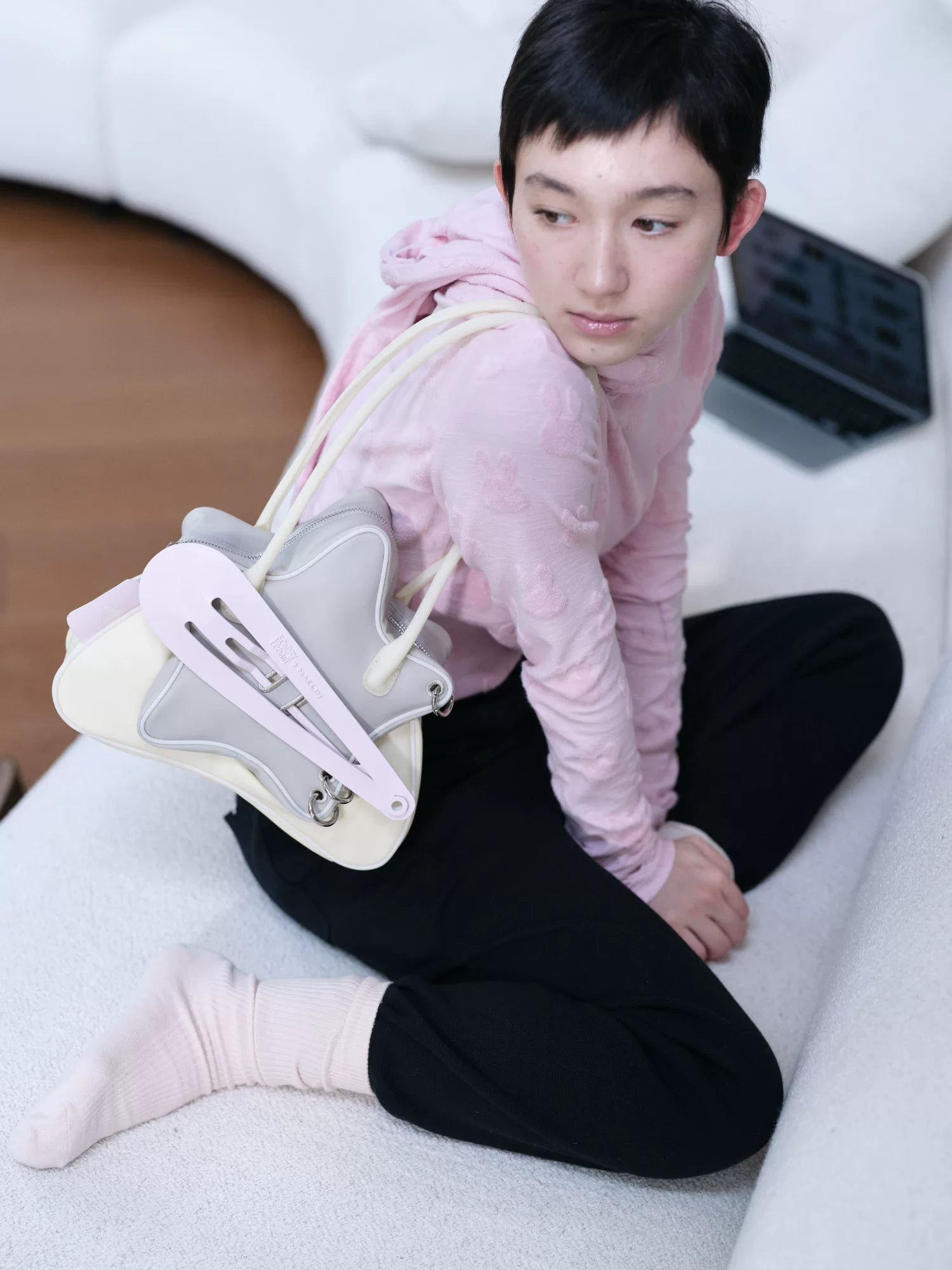 Star Clip Colorblock Shoulder Bag - view 2