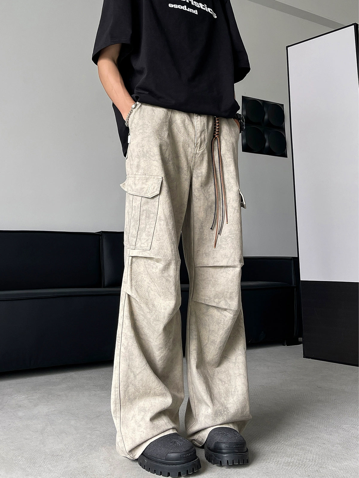 Loose Fit Light Wash Cargo Pants
