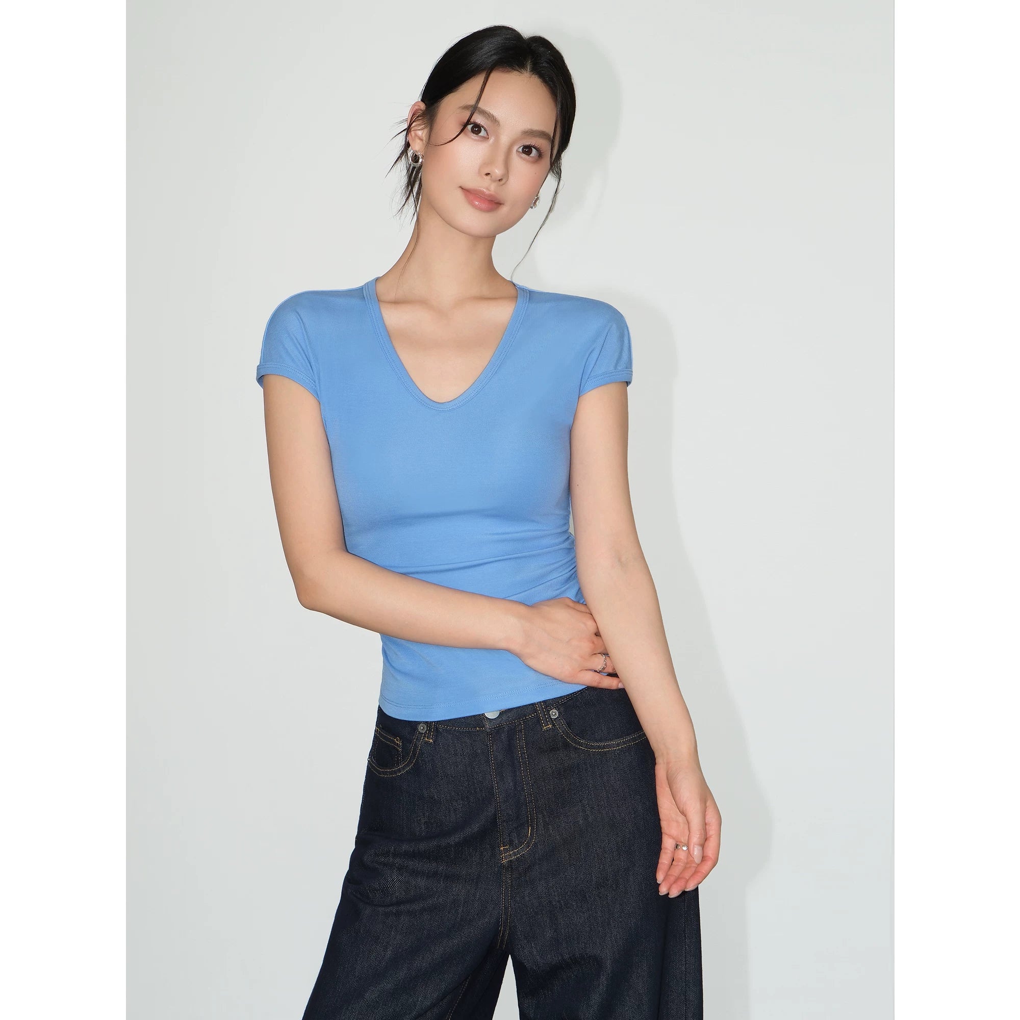 Soft Curve Ruched V‑Neck Tee