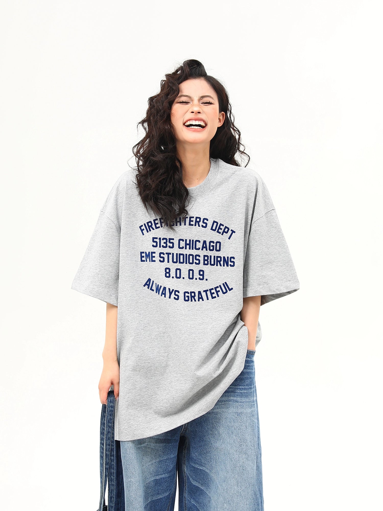 Grateful Chicago Lettering Gray Tee