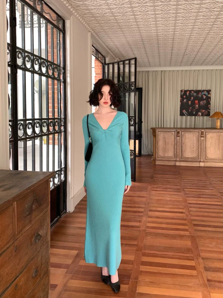 V-Neck Long Sleeve Knit Bottoming Dress