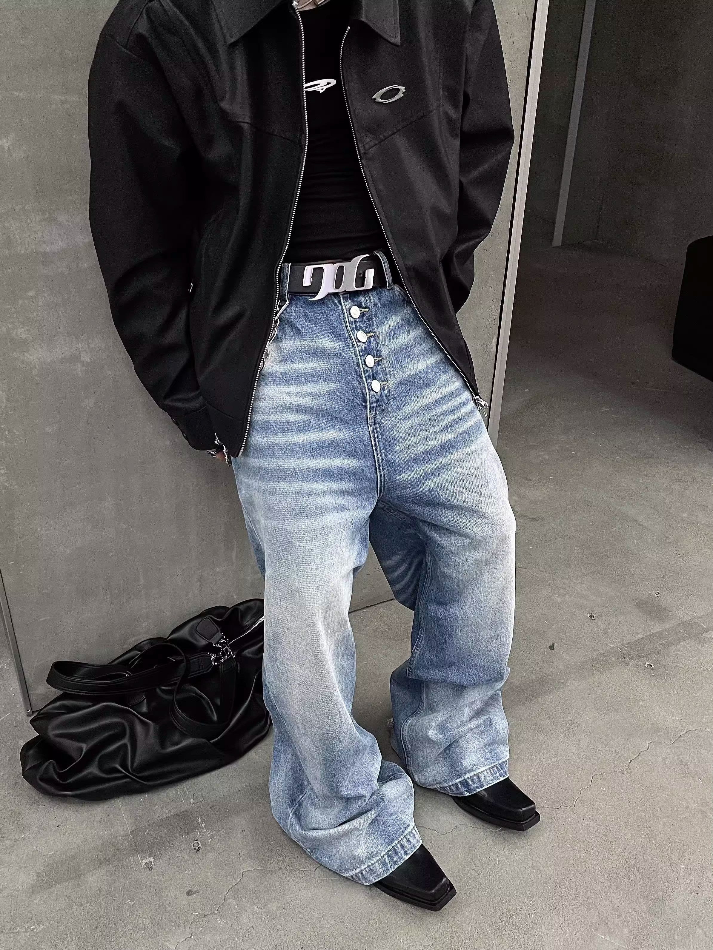 Button Fly Baggy Washed Jeans