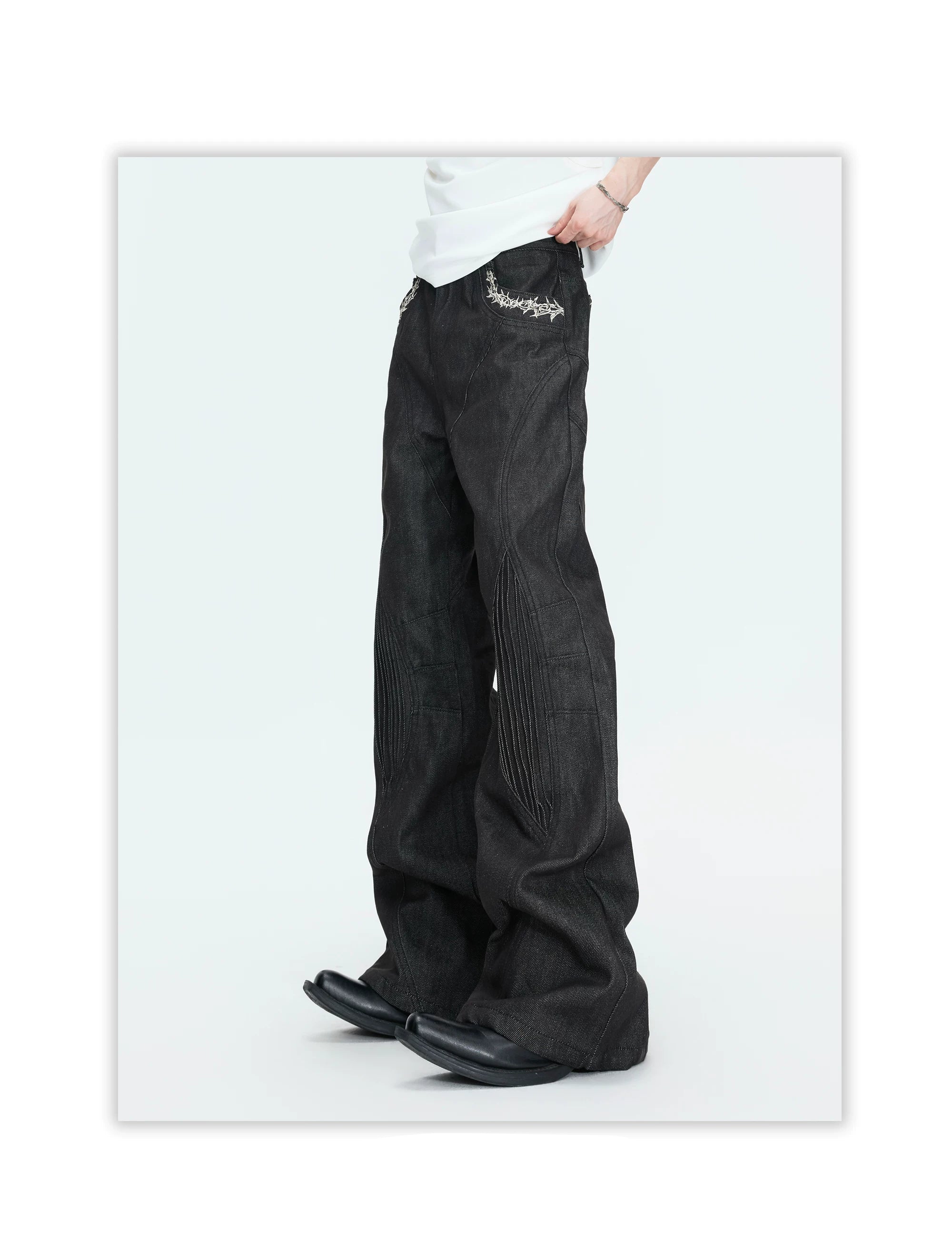 Sculpted Seam Wide Leg Jeans