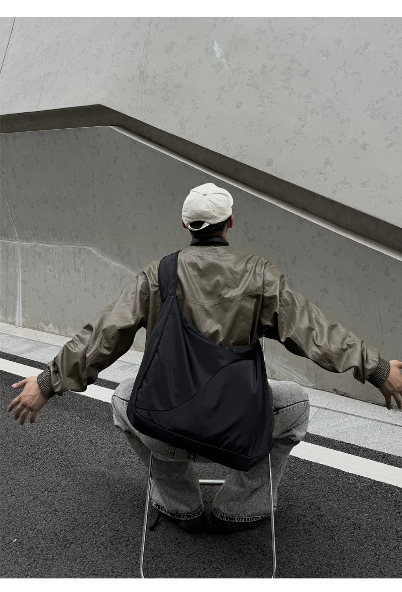 Oversize City Glide Sling