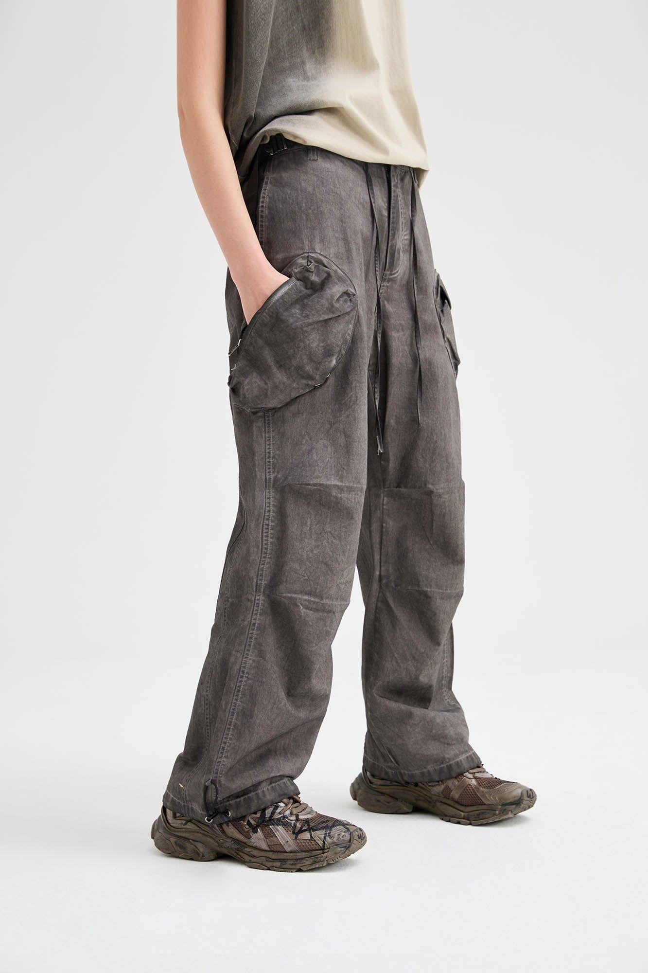 Multi-Pocket Crinkled Drawstring Cargo Pants