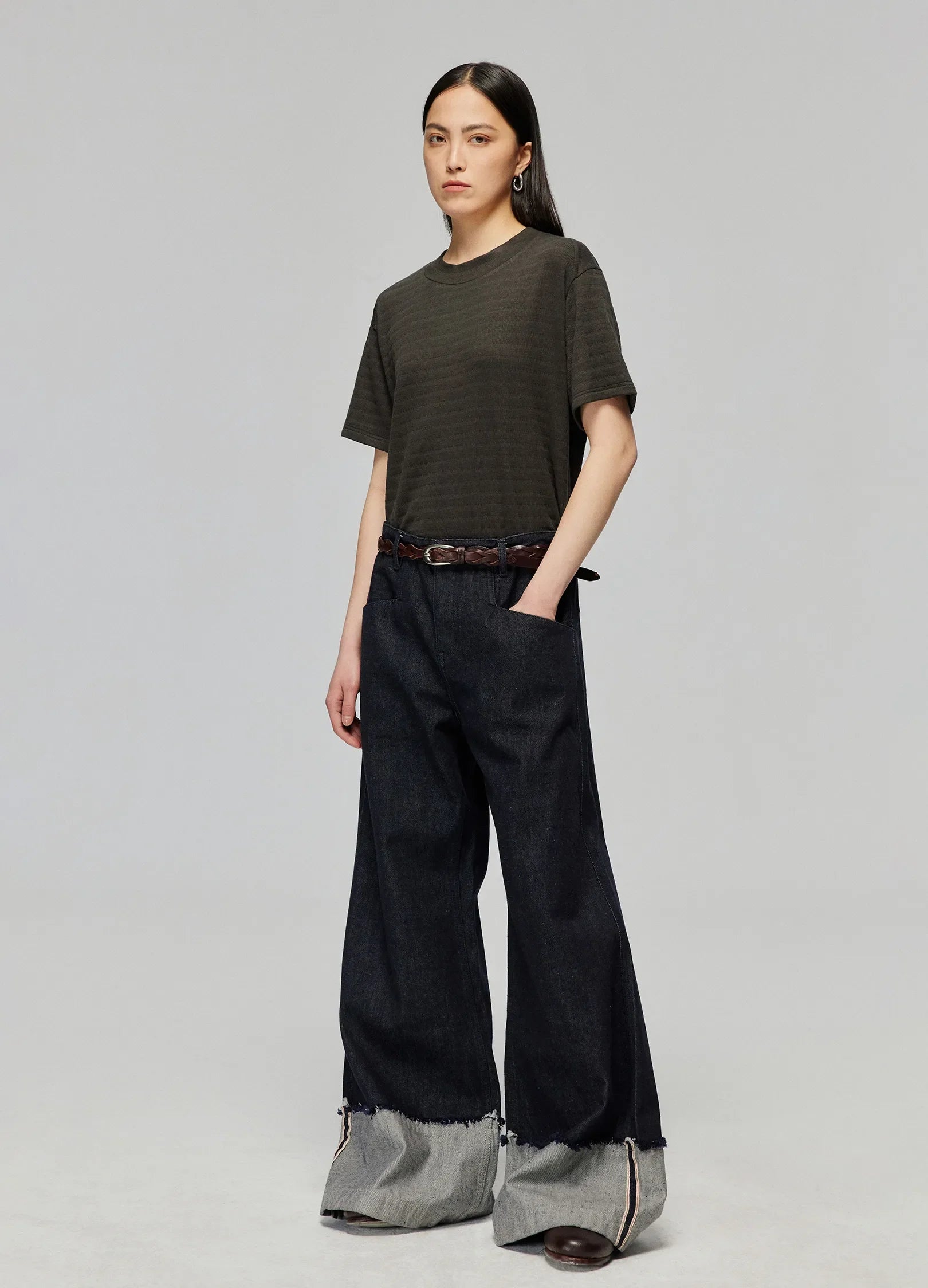 Wide Leg Raw Edge Cuff Denim Jeans
