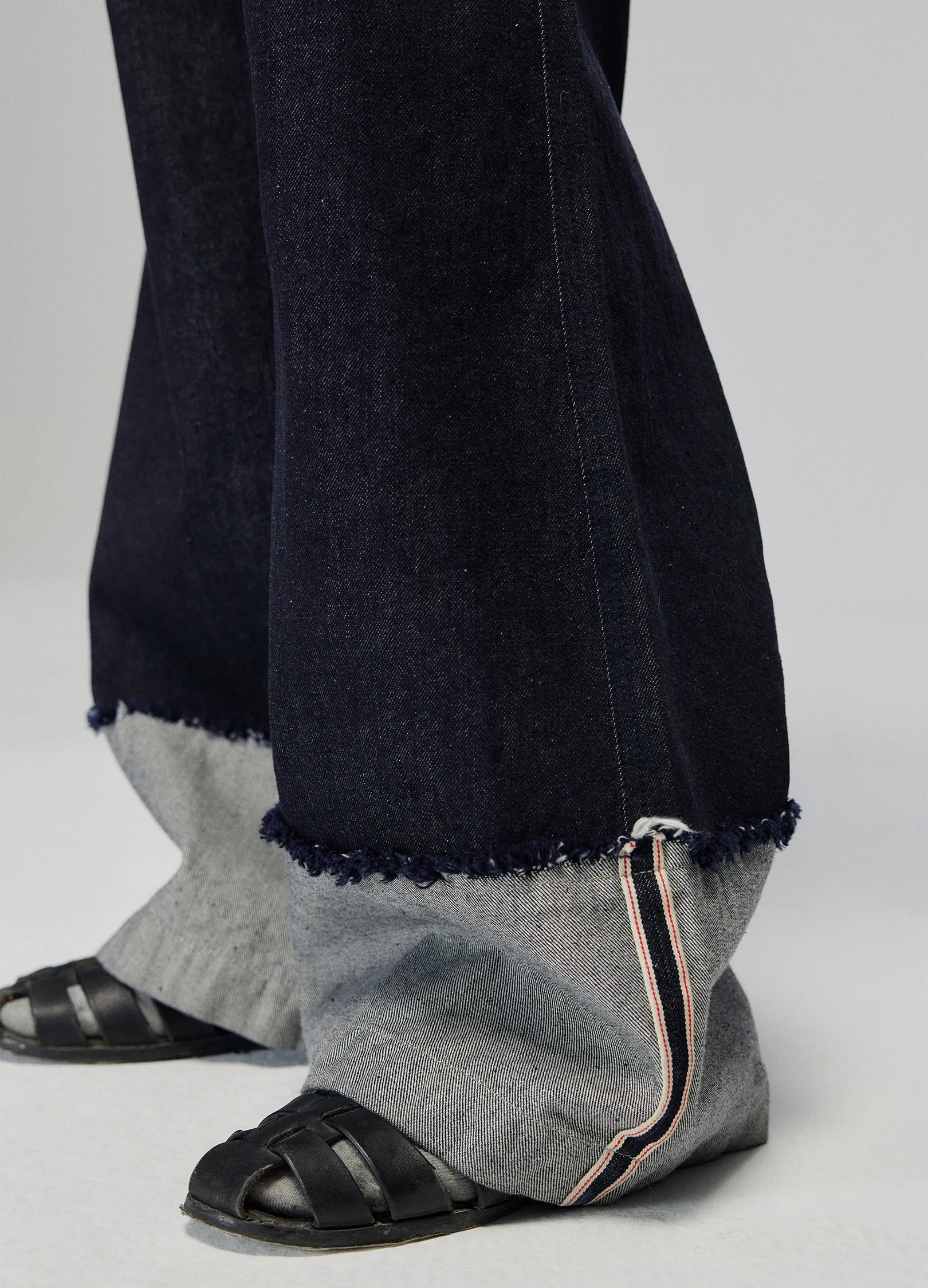 Wide Leg Raw Edge Cuff Denim Jeans