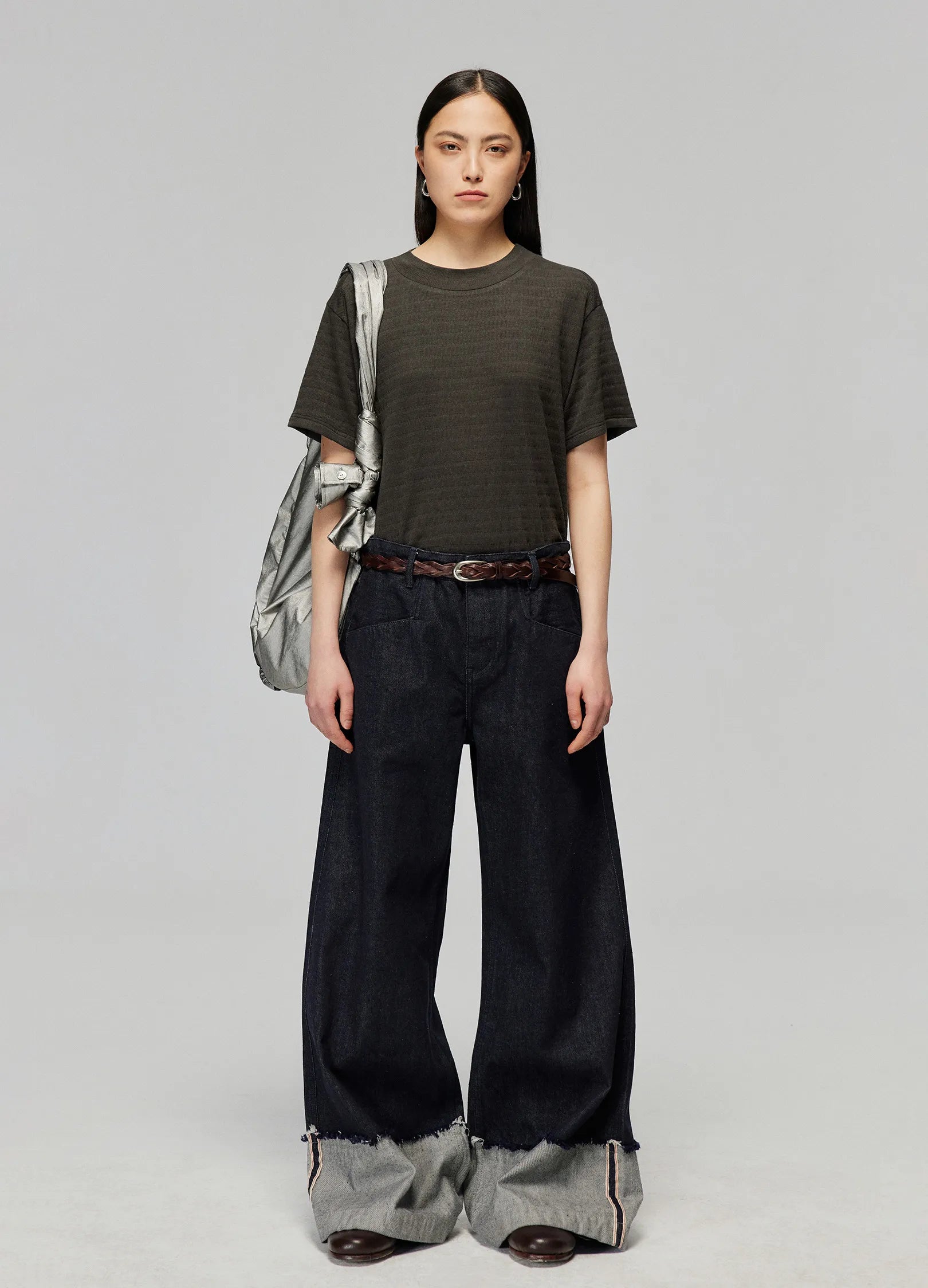 Wide Leg Raw Edge Cuff Denim Jeans