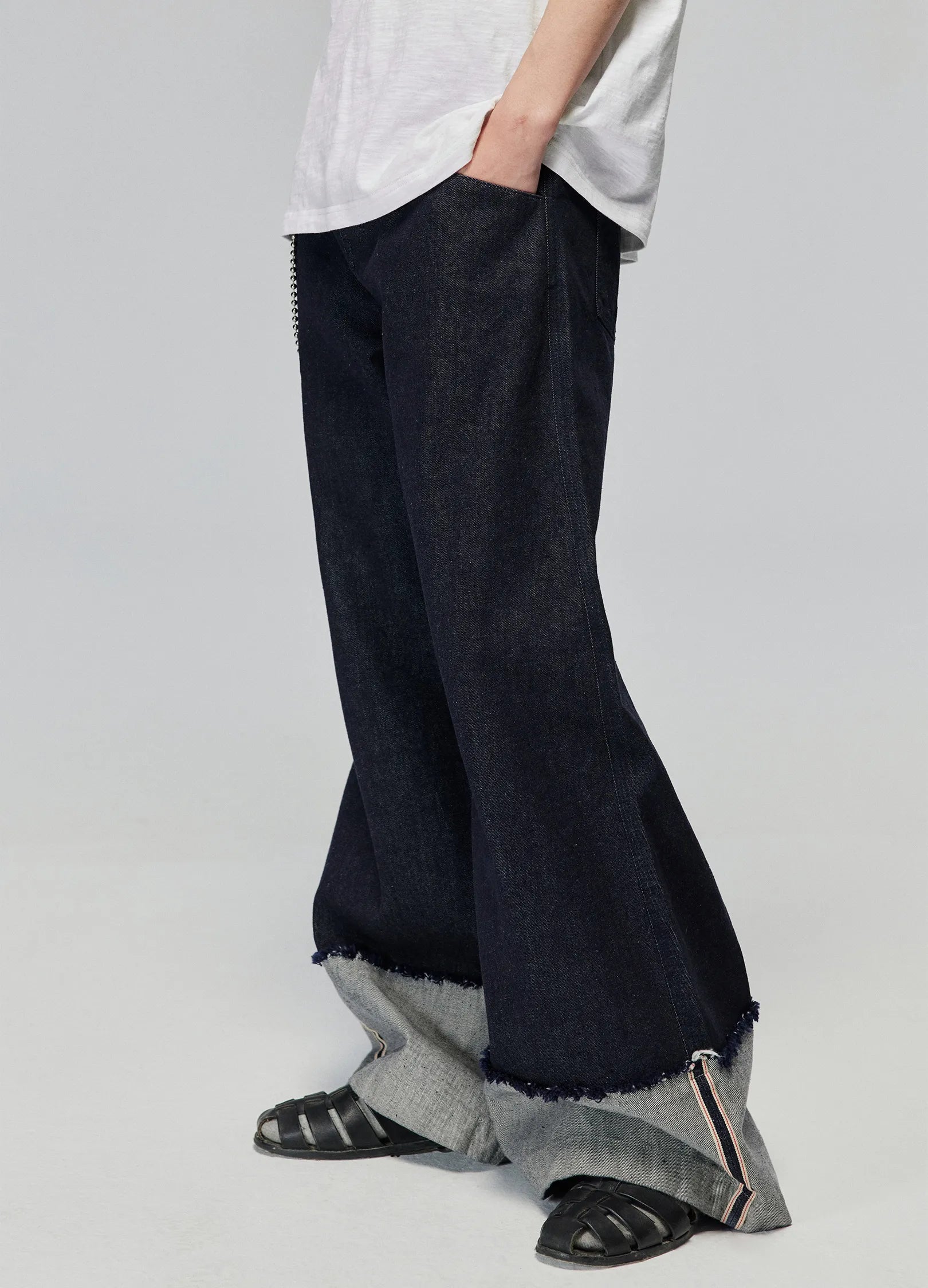 Wide Leg Raw Edge Cuff Denim Jeans