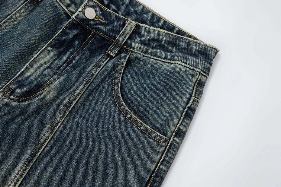 Vintage-Inspired Wide-Leg Denim Jeans with Front Seam Detail