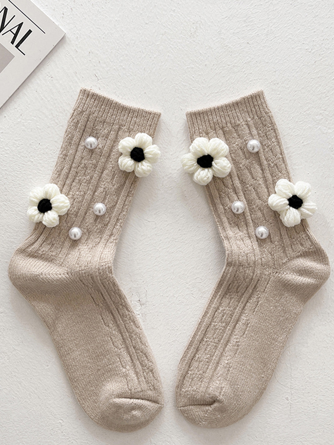 Flower Pearl Mid-calf Socks