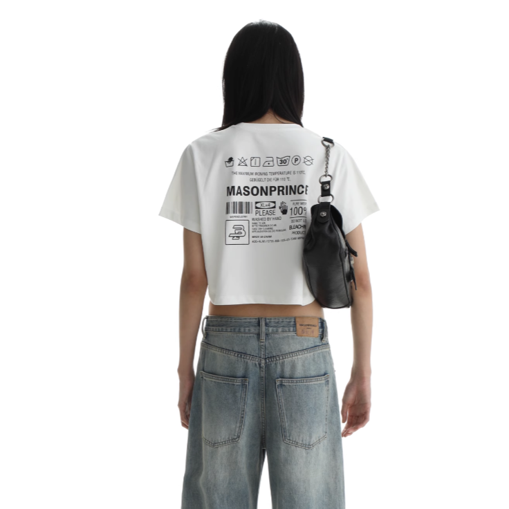 Regular & Cropped T-Shirt with Washed Signs Graphic - chiclara