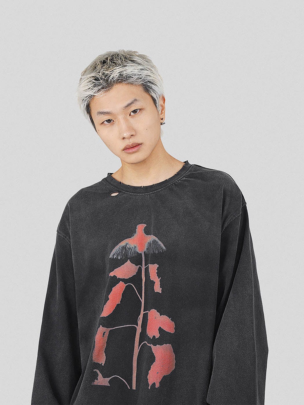 Bird Plant Graphic Sweatshirt