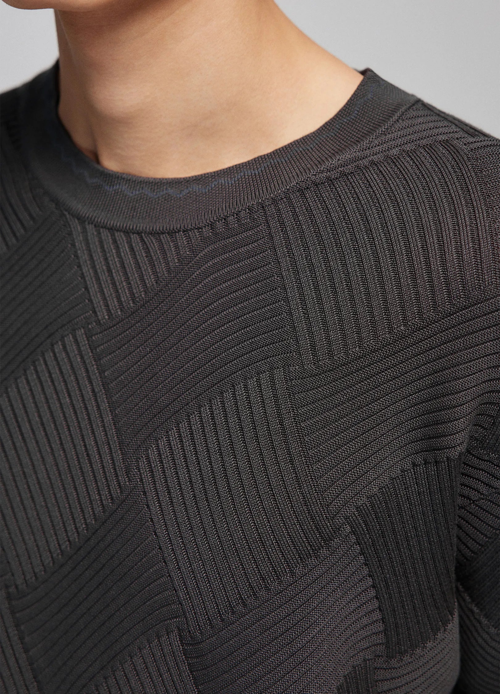Textured Diamond Pattern Tee