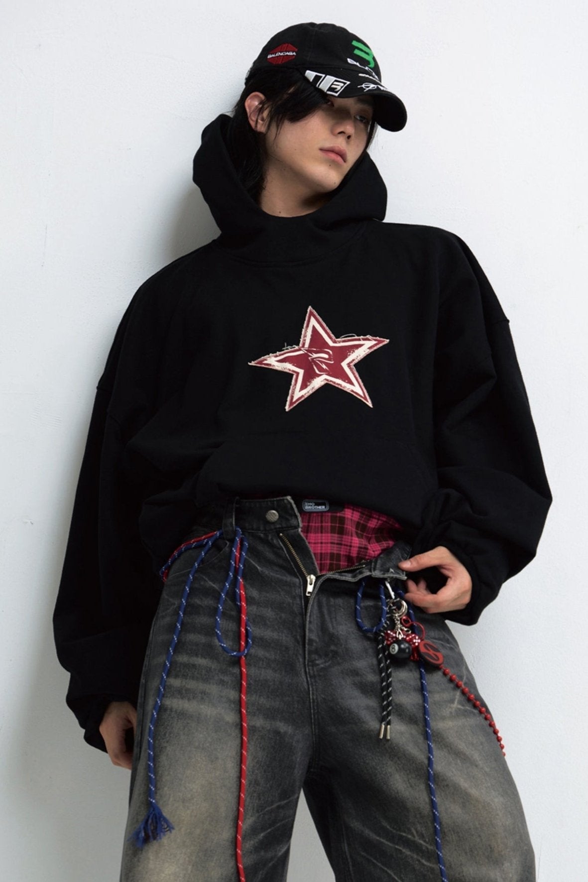 Men's Loose Black Star Embroidered Hoodie