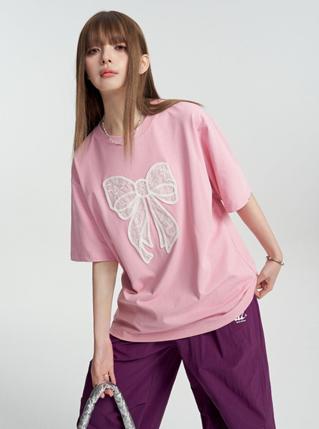 Bow-Adorned Relaxed Fit Tee - chiclara