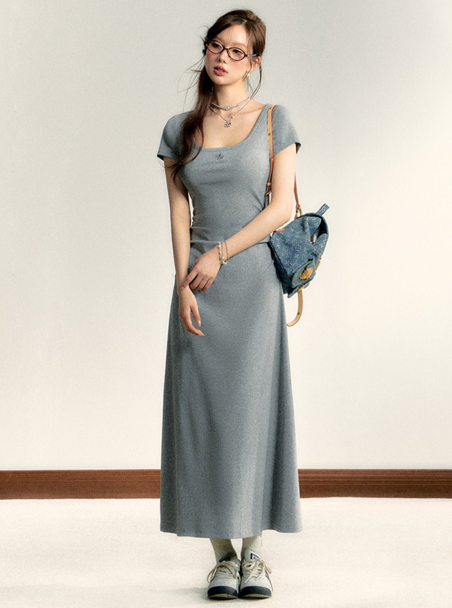 Scoop Neck Maxi T-Shirt Dress - Casual Side Ruched Jersey Knit Gown