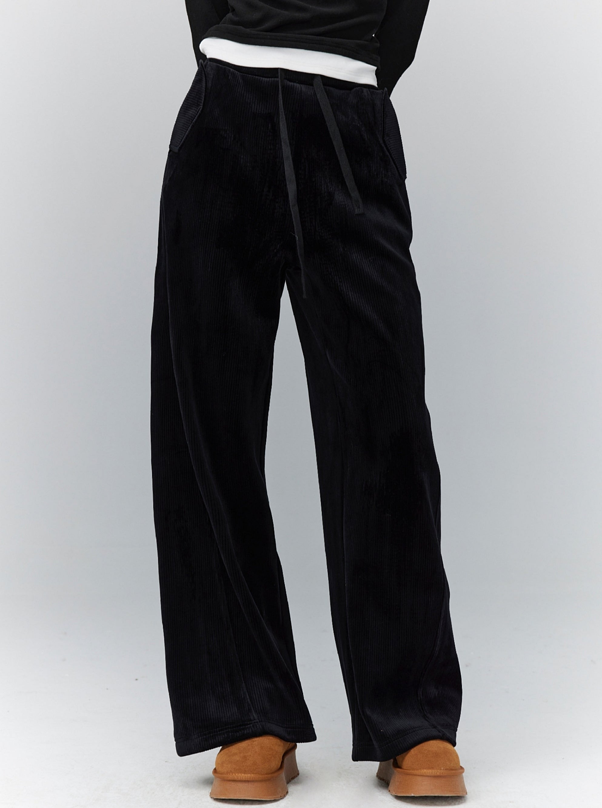 Wide-Leg Drawstring Lounge Pants in Black and Cream