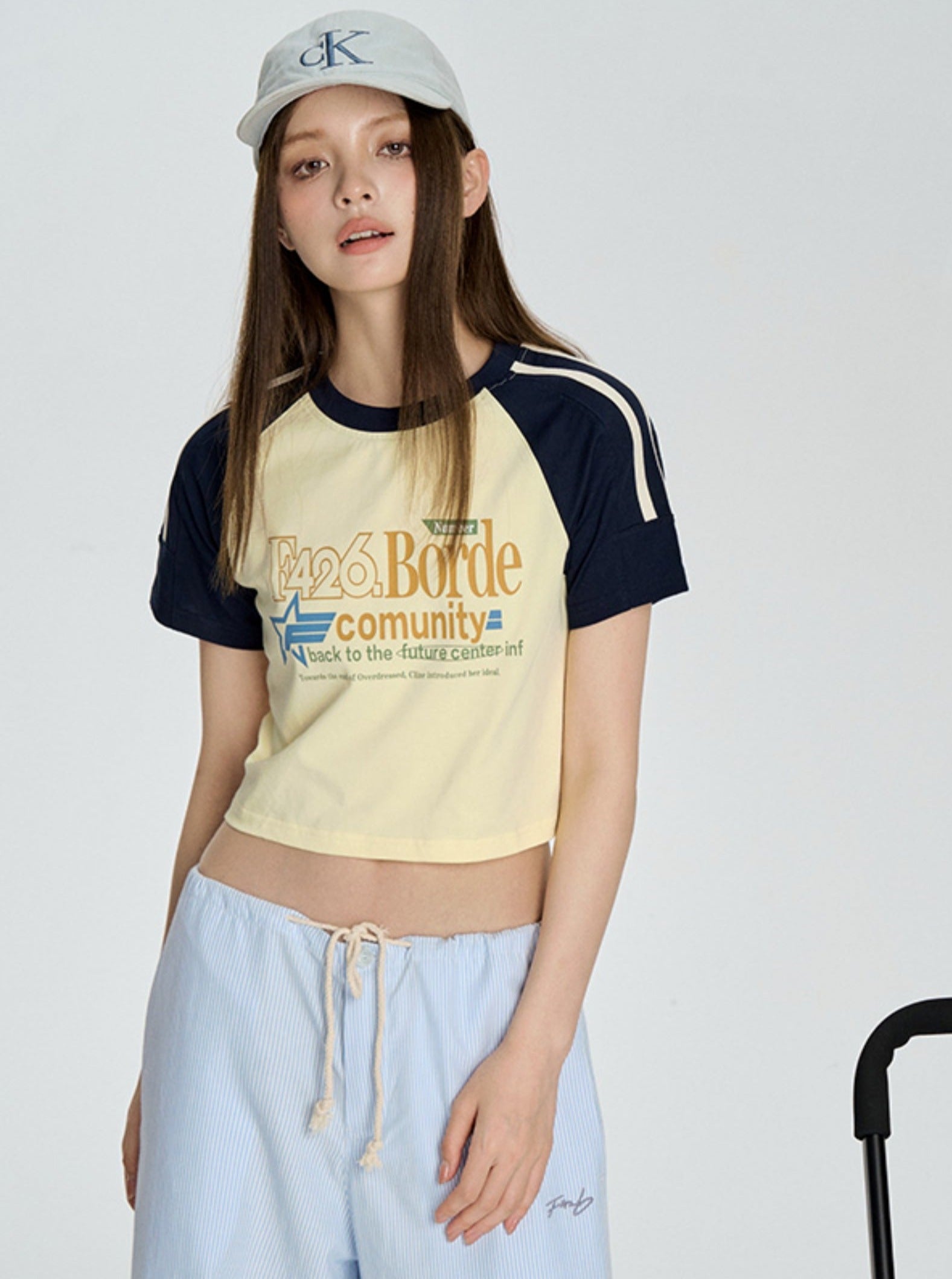 Contrasting Star Letter T-Shirt - chiclara