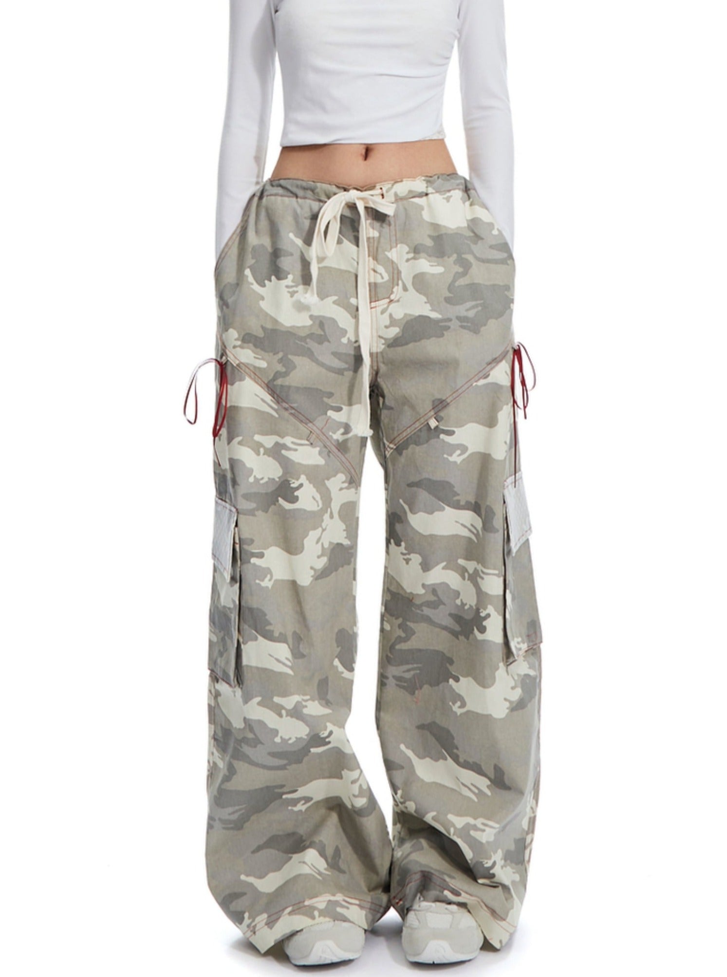 Wide-Leg Camouflage Cargo Pants