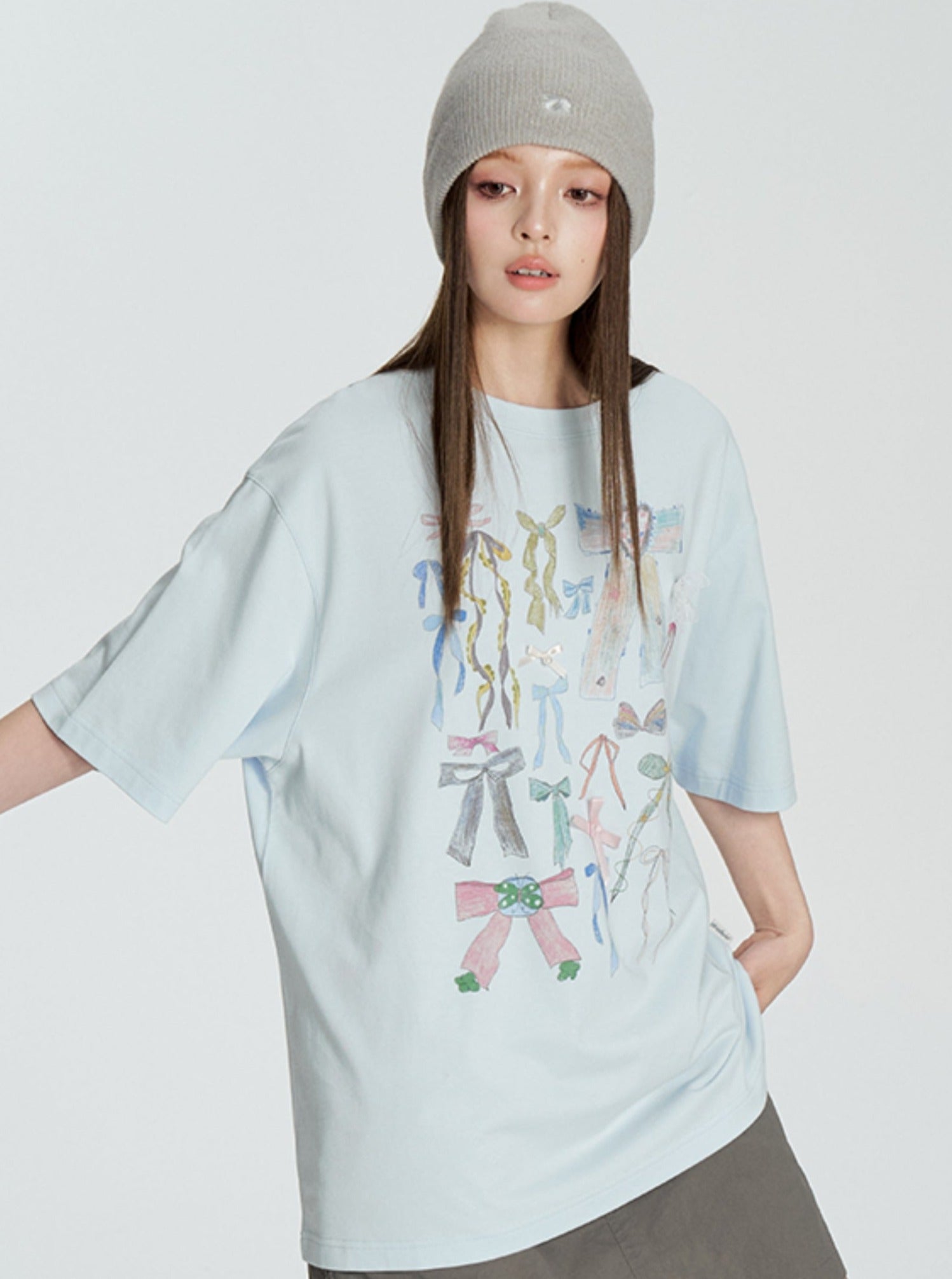 Charming Bow Graphic Tee - chiclara