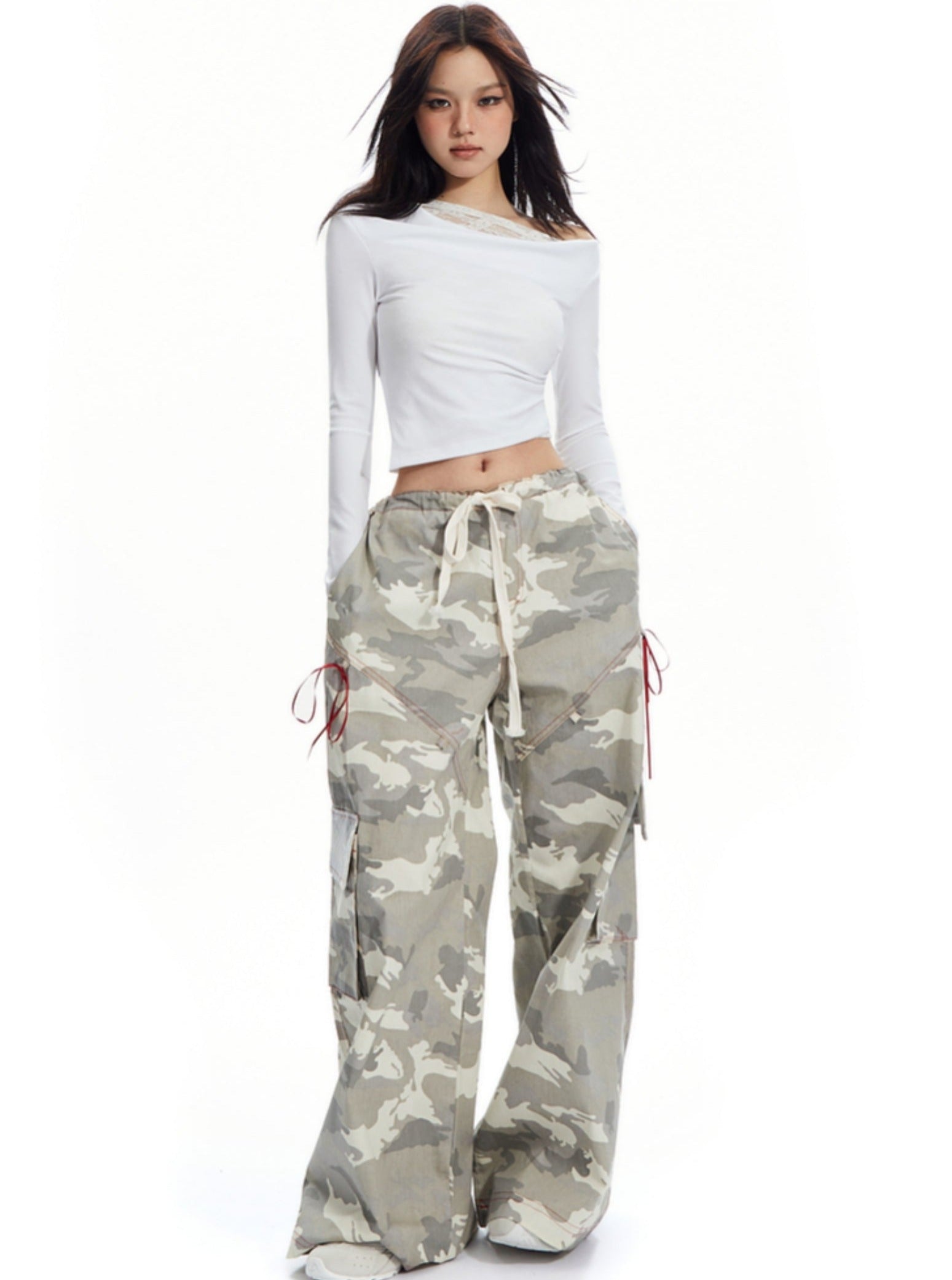 Wide-Leg Camouflage Cargo Pants