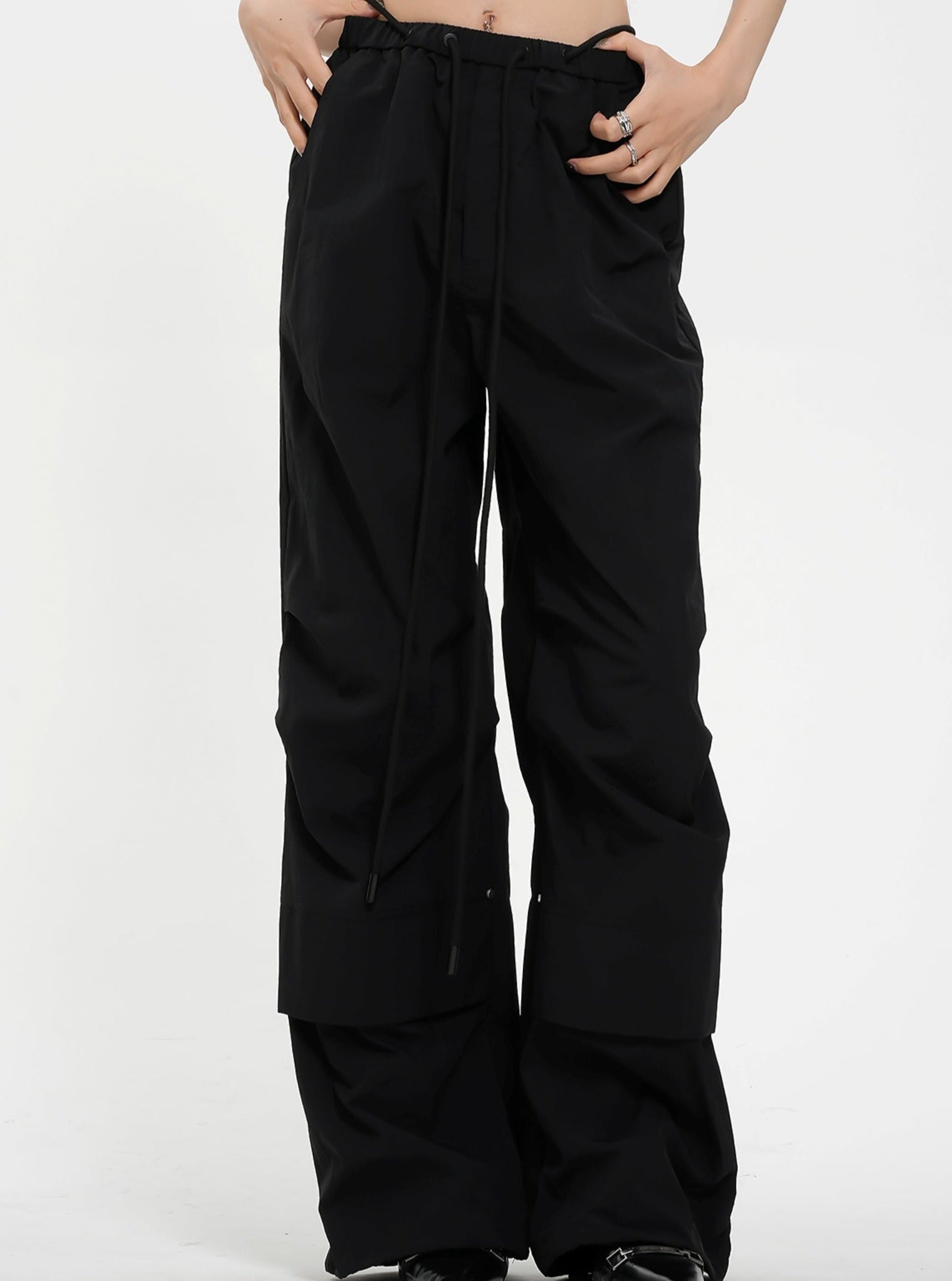 Pantalon à jambes larges à taille haute - pantalon de palais avant plissé noir