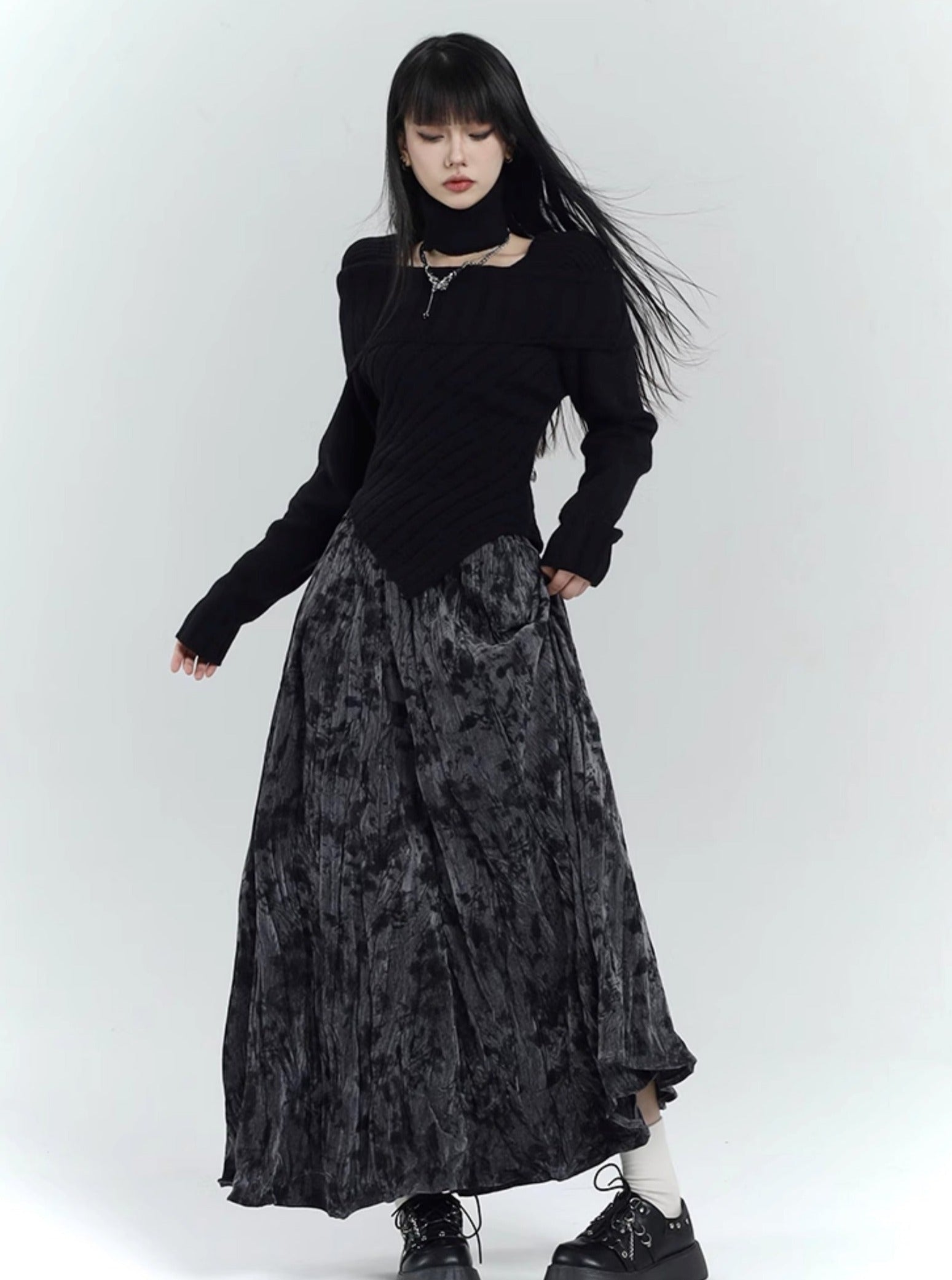 Pleated Texture Velvet Skirt - chiclara