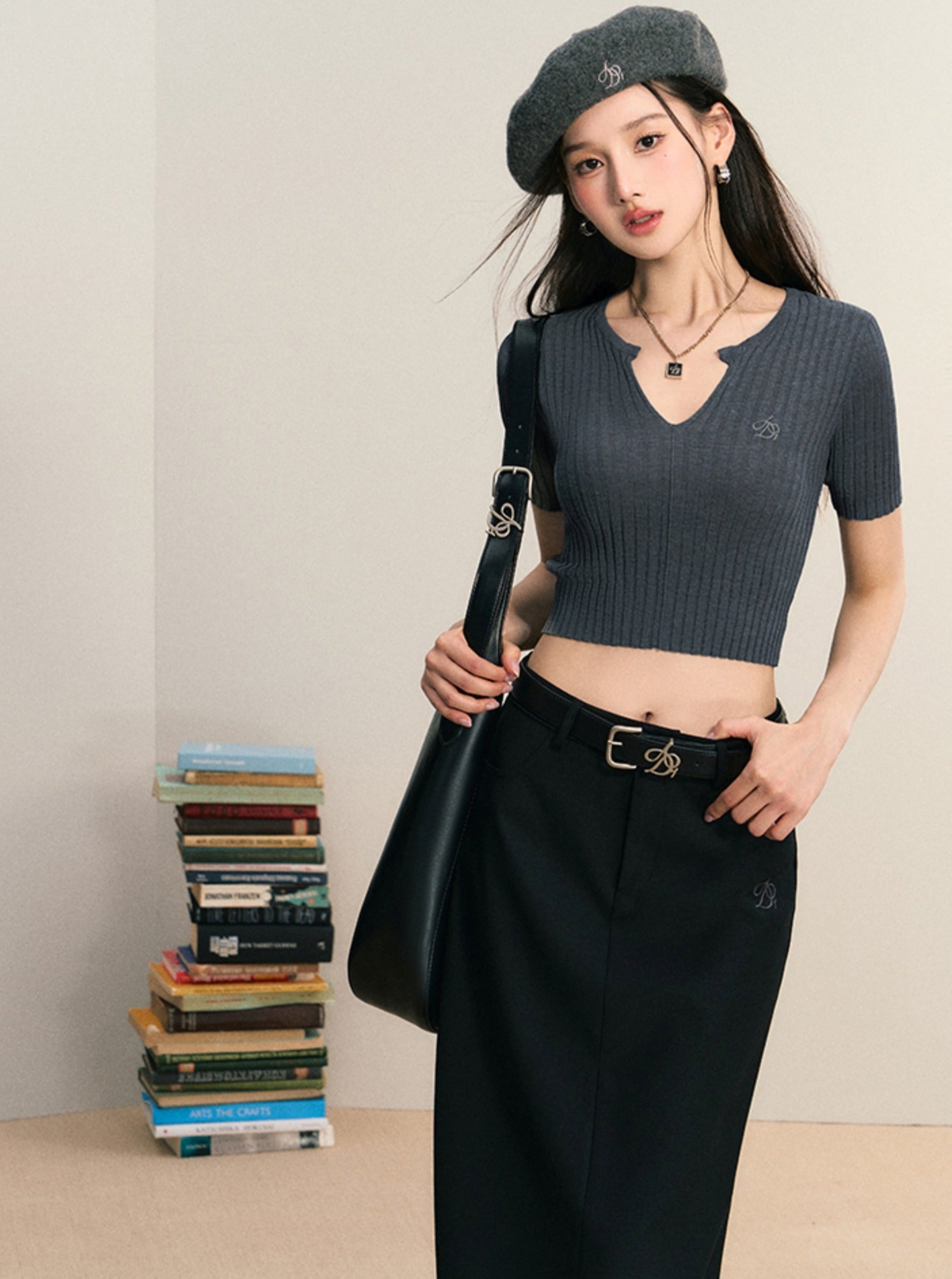 Ribbed Crop Top: Stylish V-Neck Short Sleeve Knit in Charcoal Grey