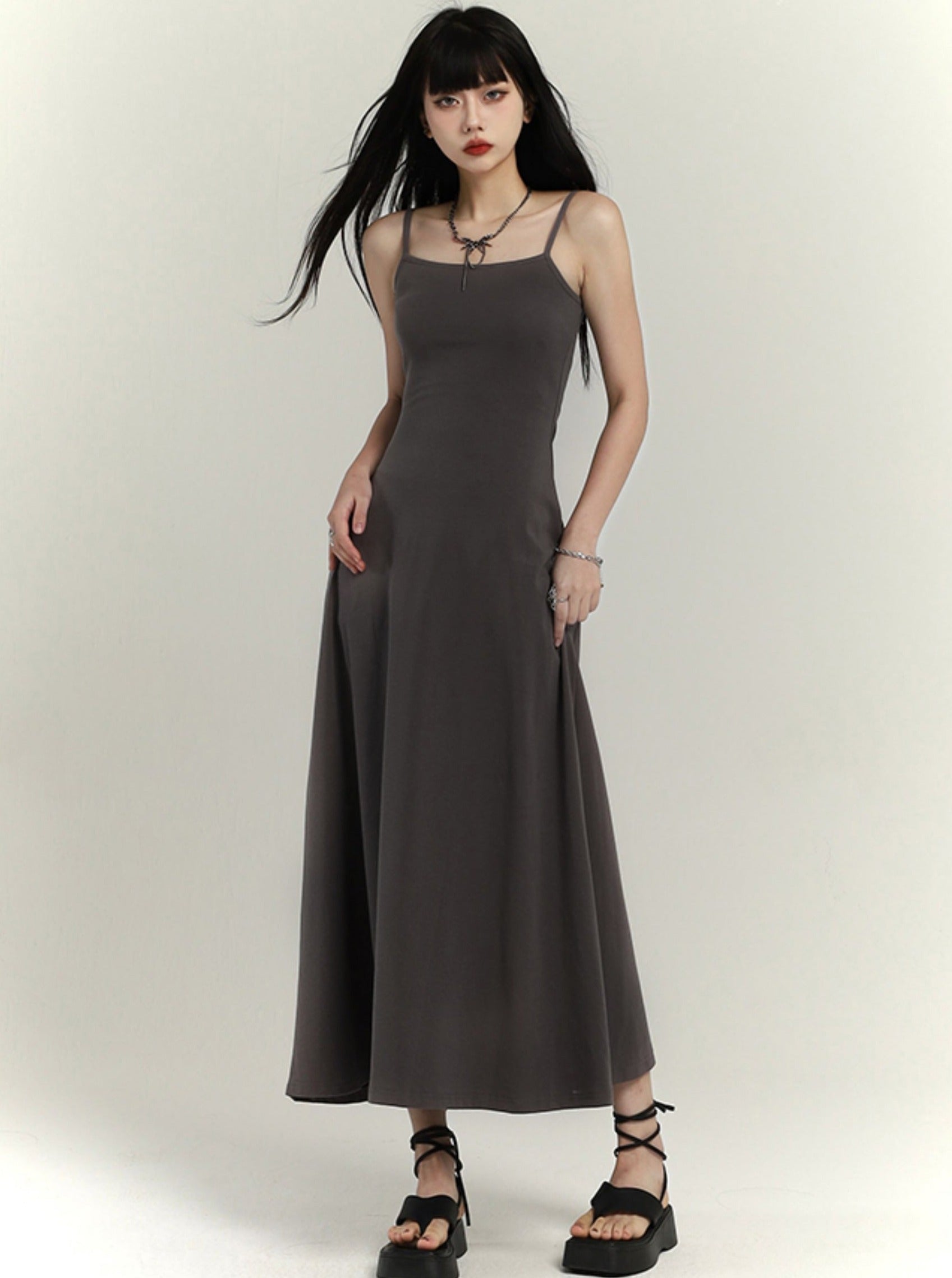 Slim Waist Hip-Covering Slip Dress - chiclara