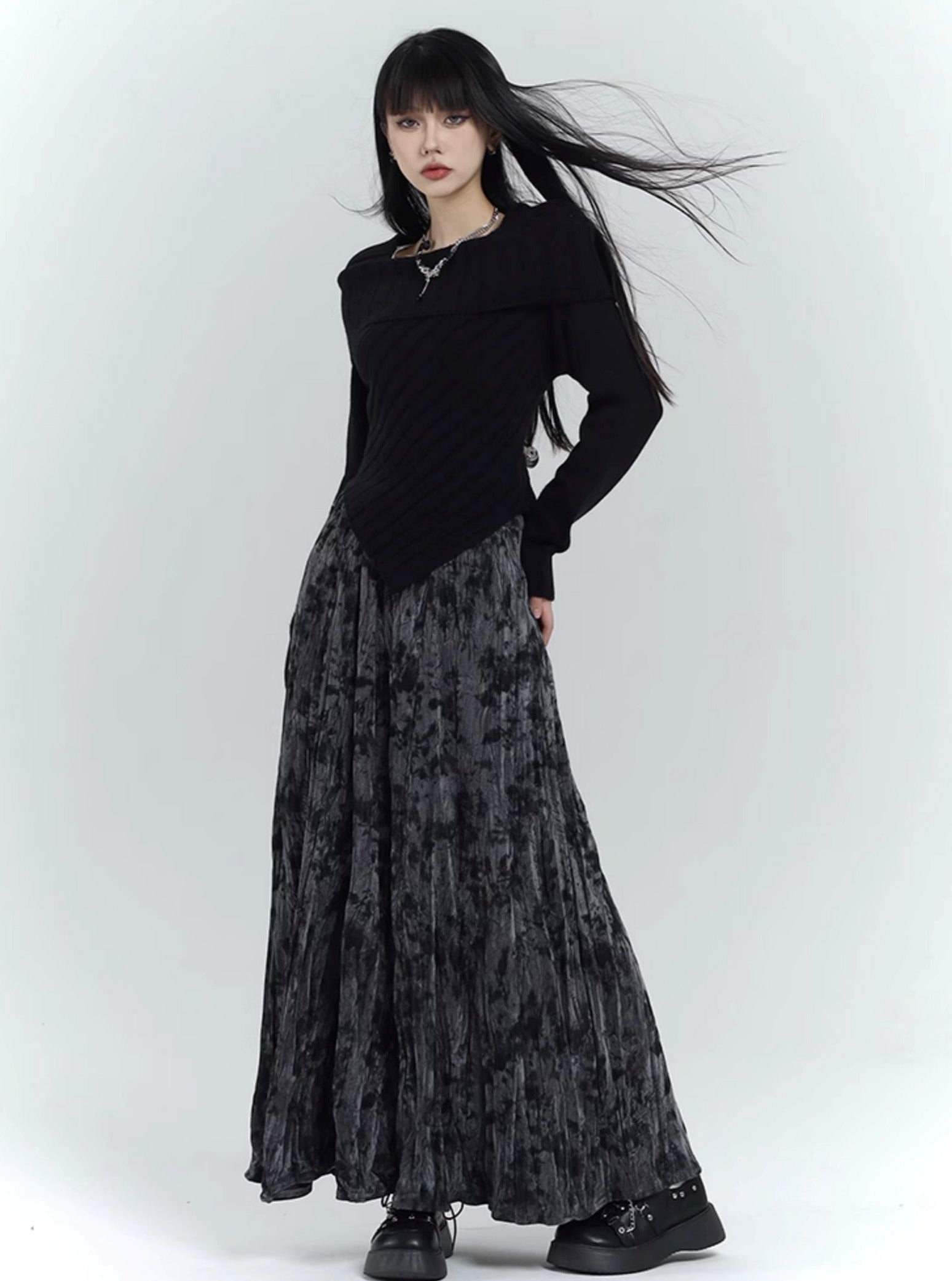 Pleated Texture Velvet Skirt - chiclara