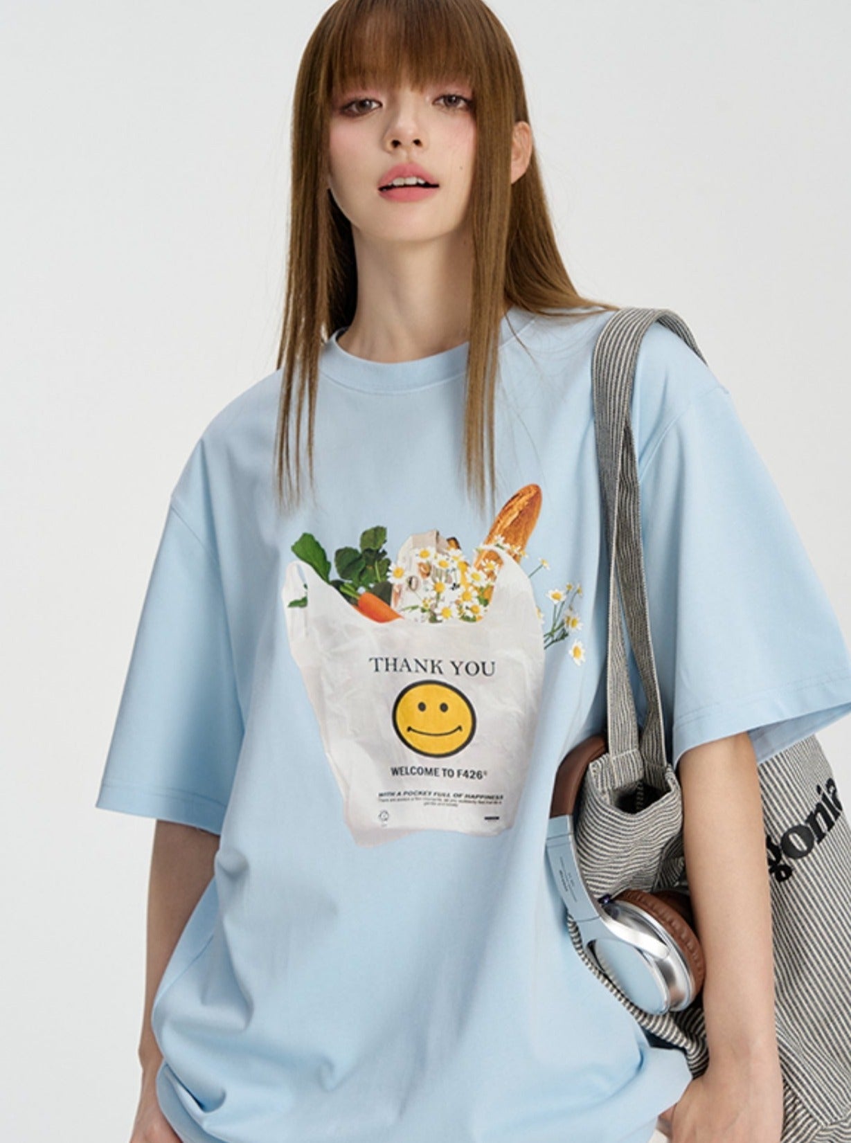 Creative Graphic Tee - chiclara