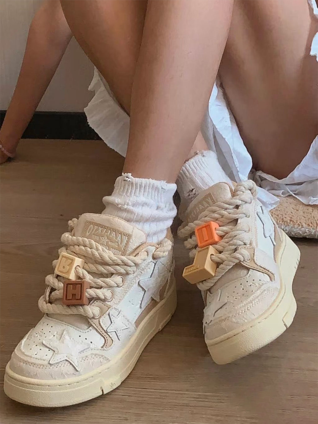 Beige Lace Star Low-Top Sneakers - View 2