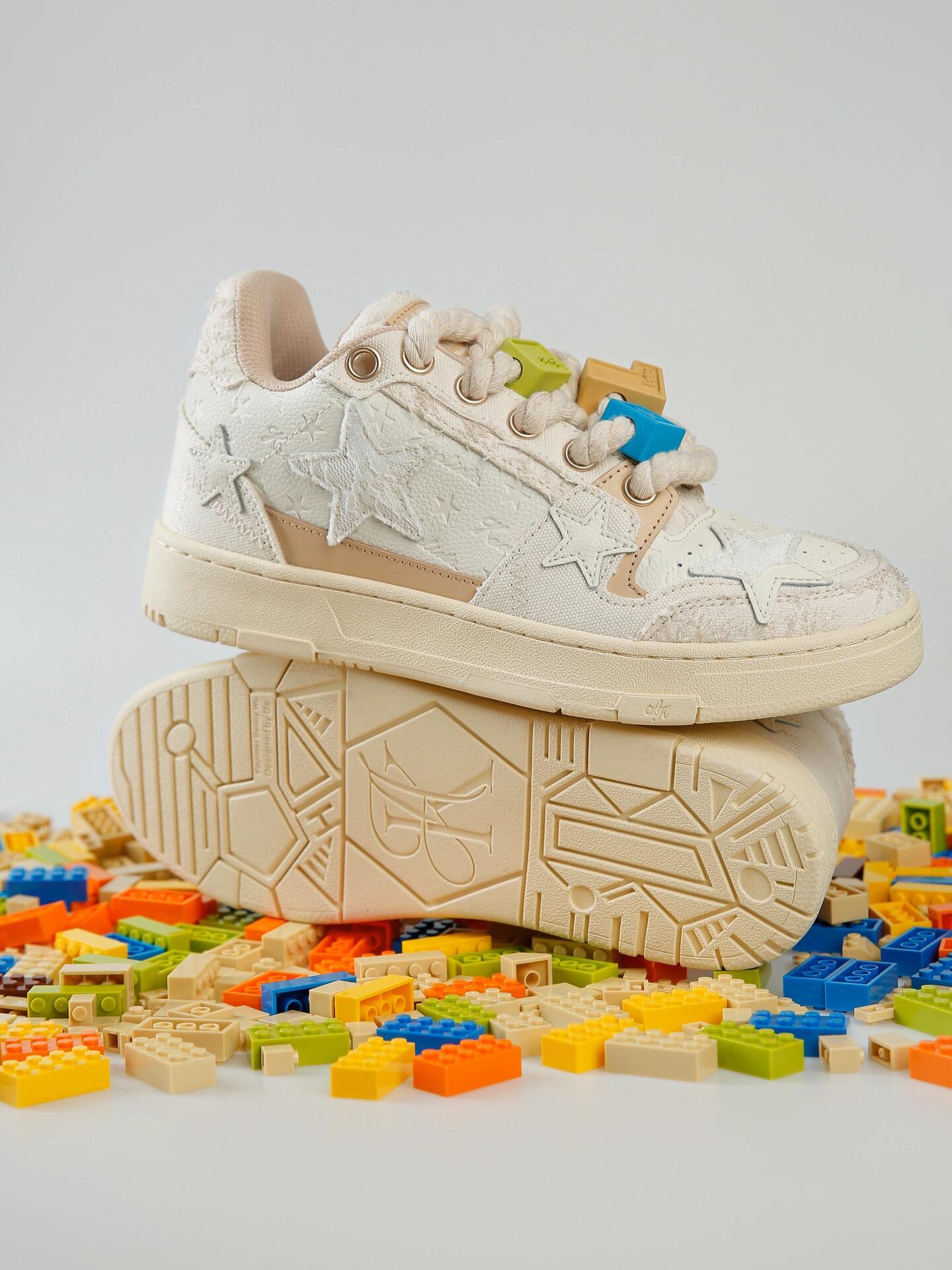 Beige Lace Star Low-Top Sneakers - View 4