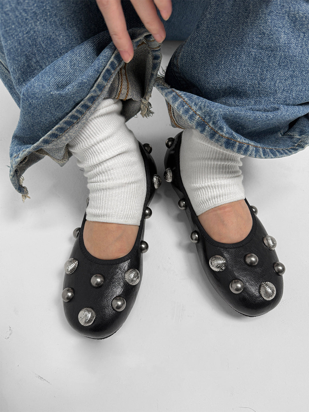 Black Crystal-Stud Ballet Flats - View 4